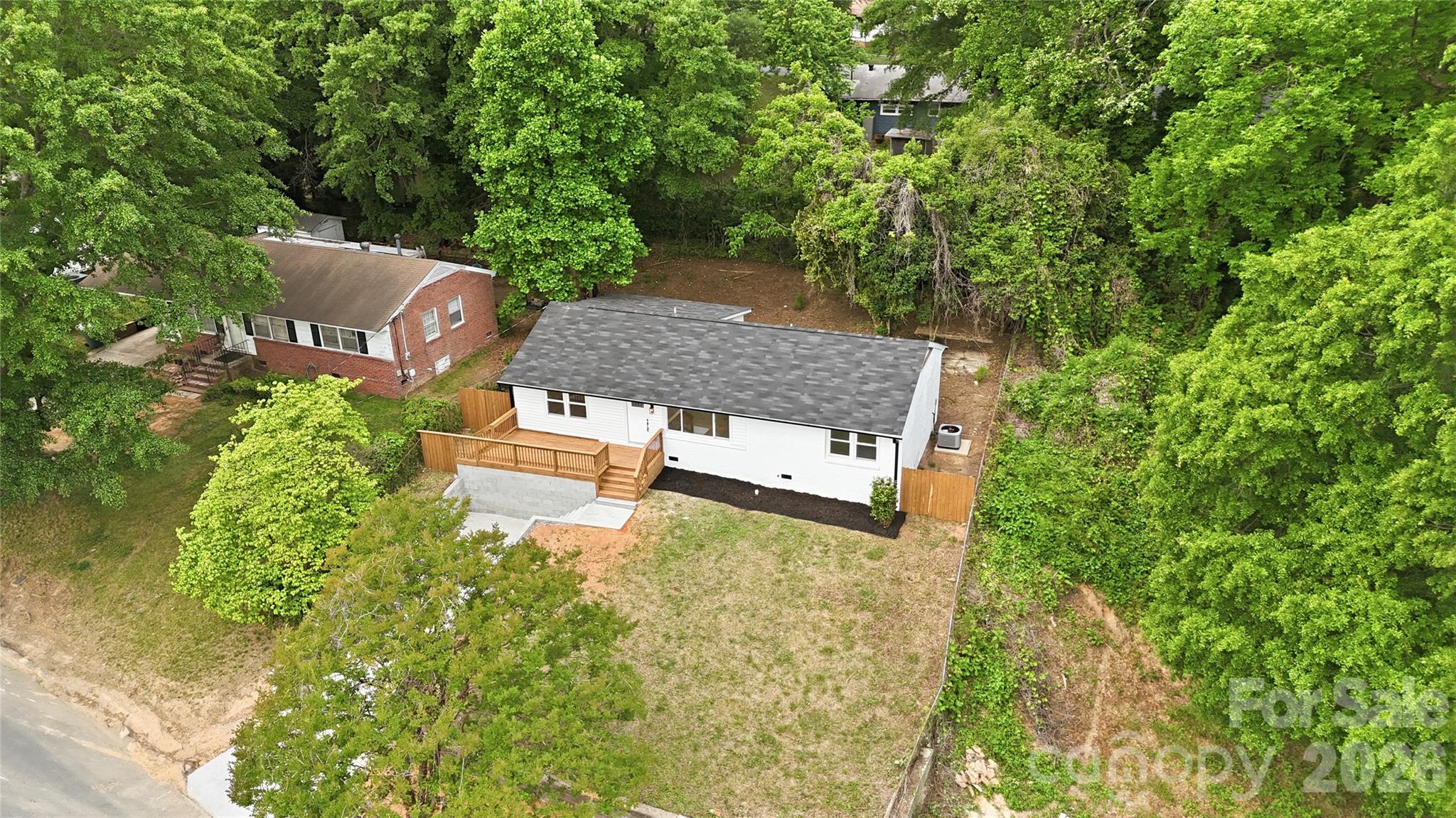 921 Green Circle Drive