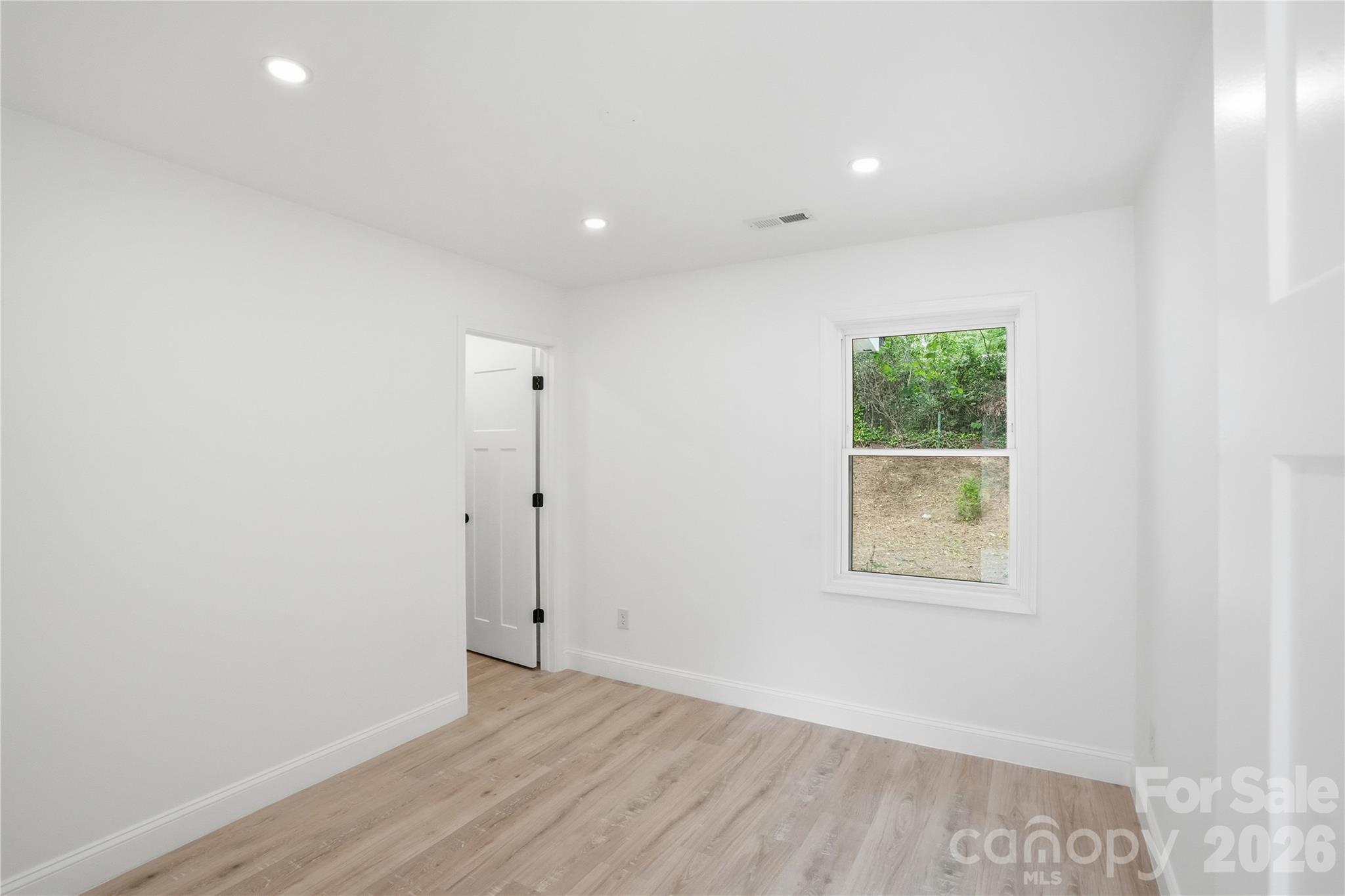 921 Green Circle Drive