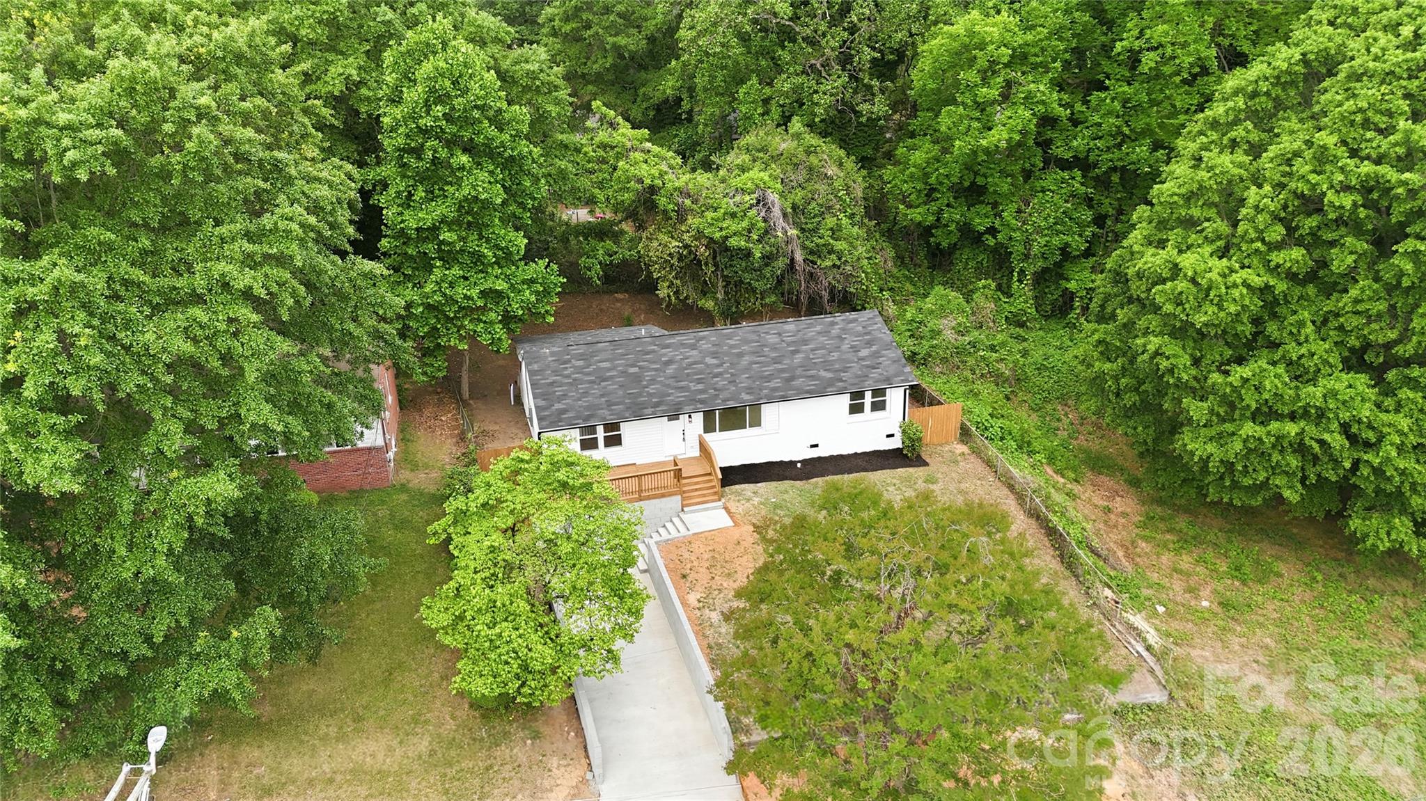 921 Green Circle Drive