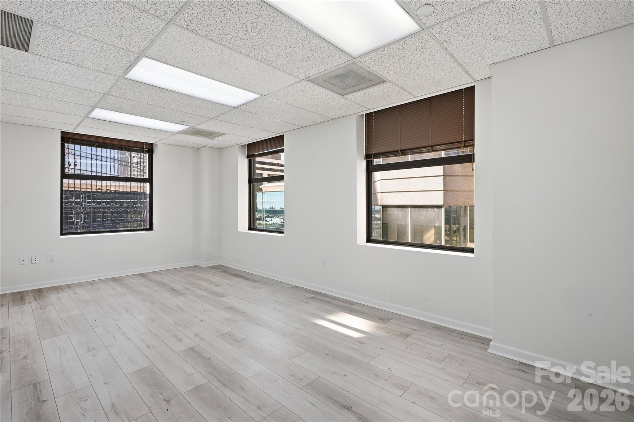 112 S Tryon Street Unit: 1570