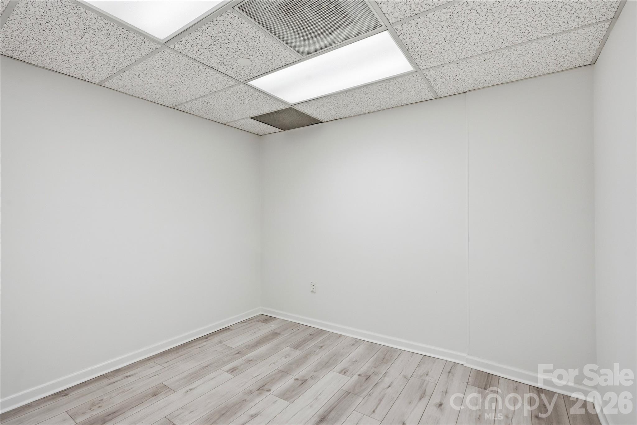 112 S Tryon Street Unit: 1570
