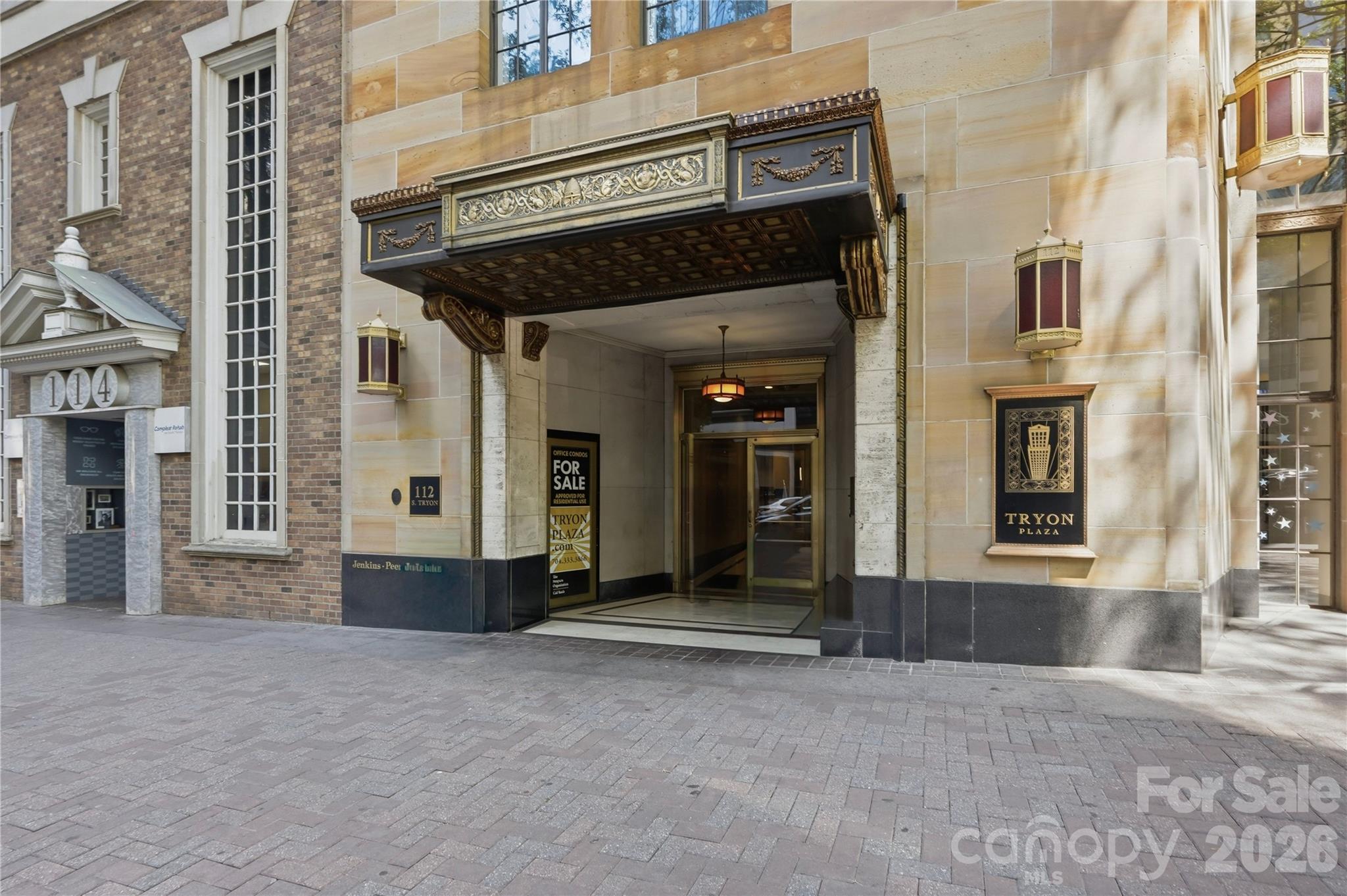 112 S Tryon Street Unit: 1570