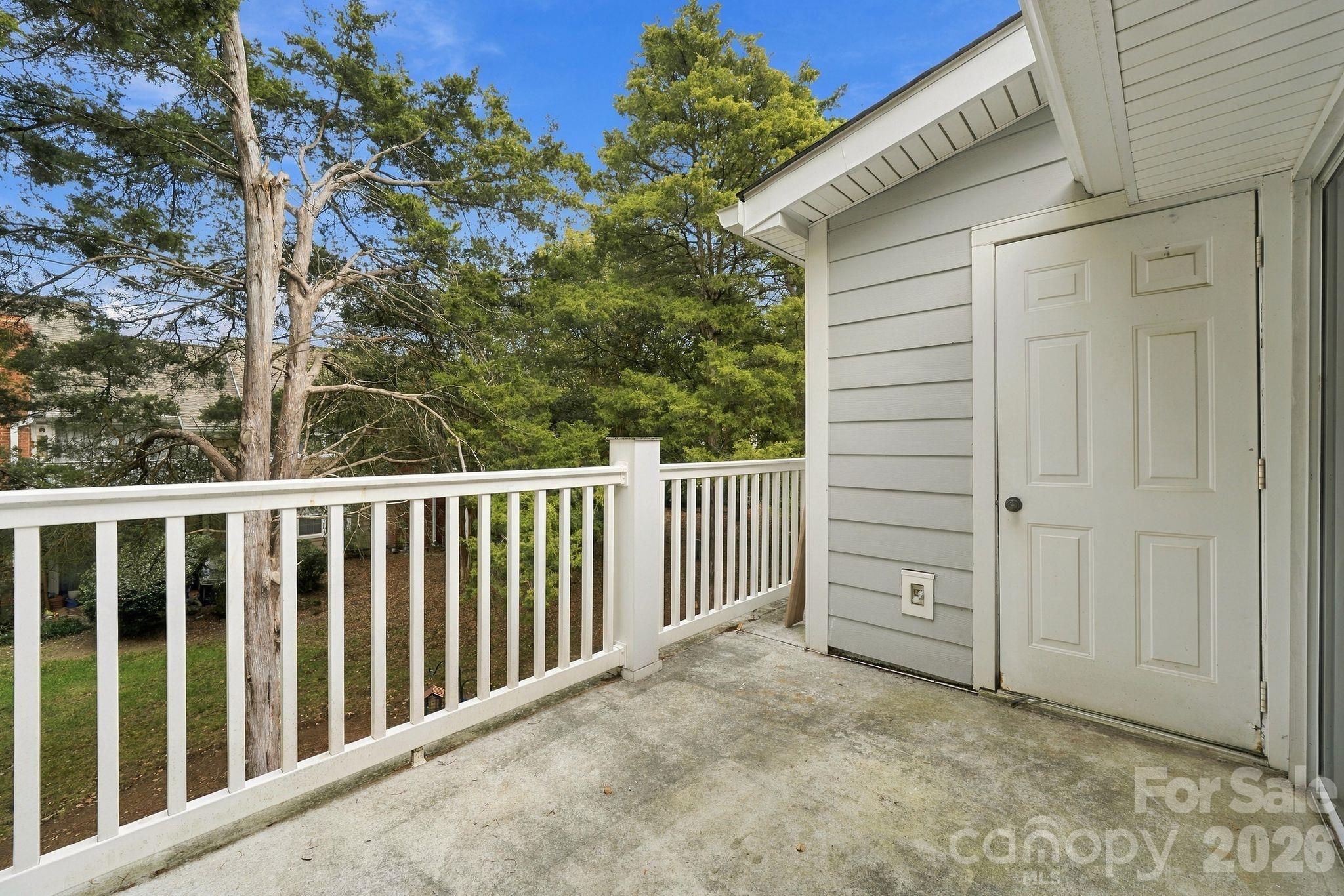 9401 Vicksburg Park Court