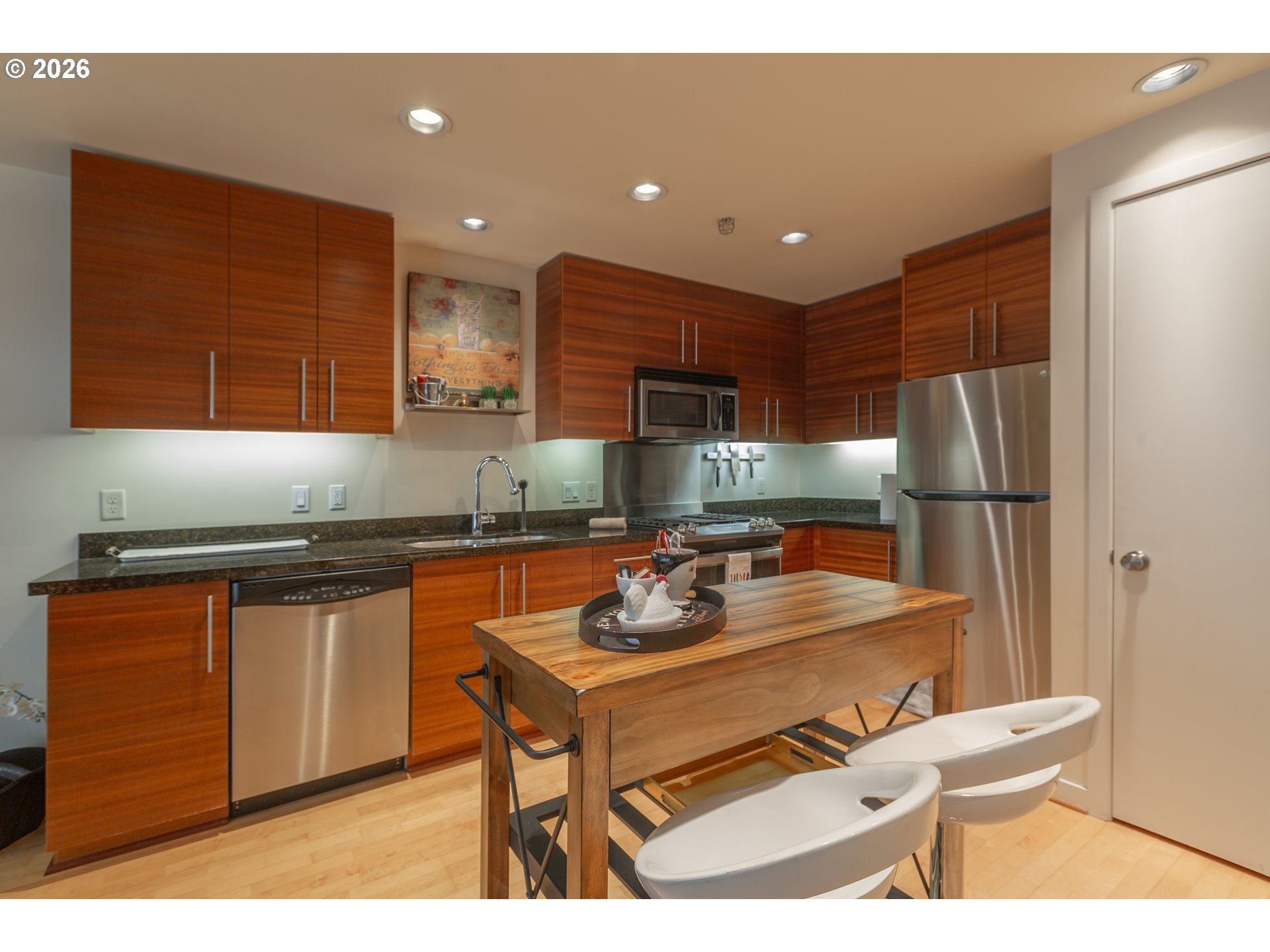 1830 NW RIVERSCAPE ST 307