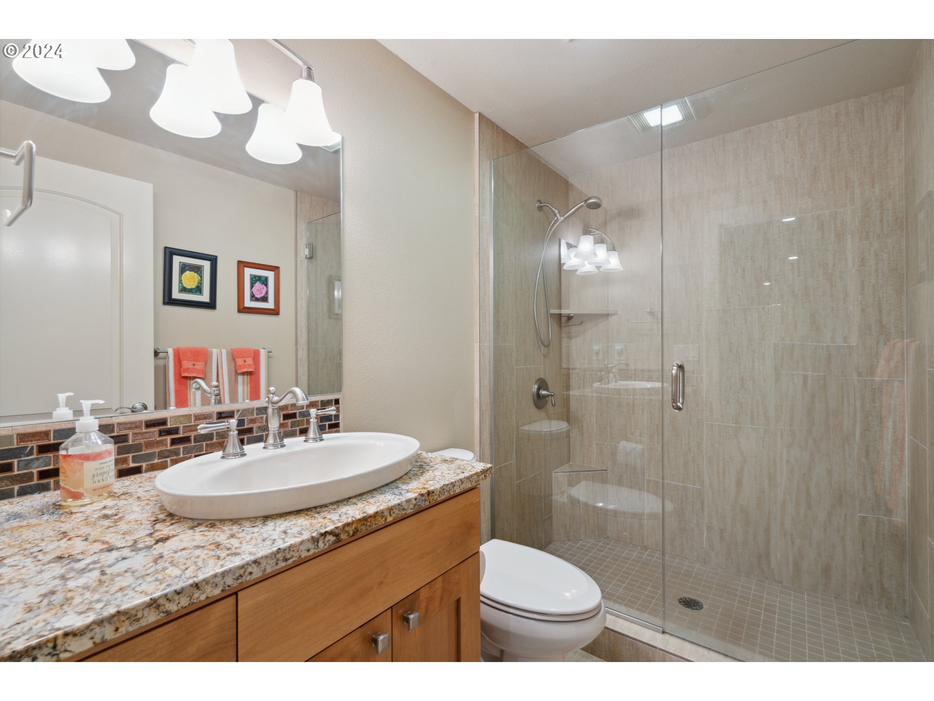 6715 SE RIVERSIDE LN