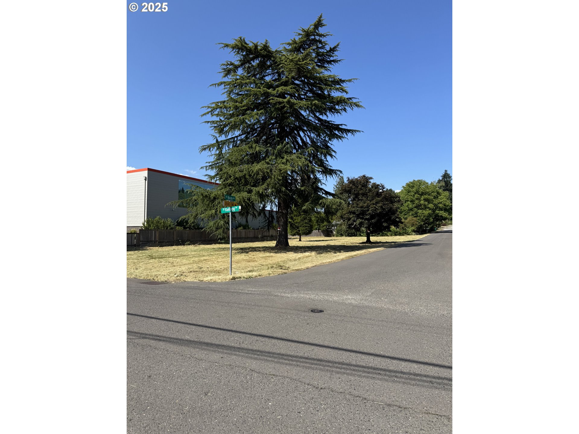 14824 SE KELLOGG AVE