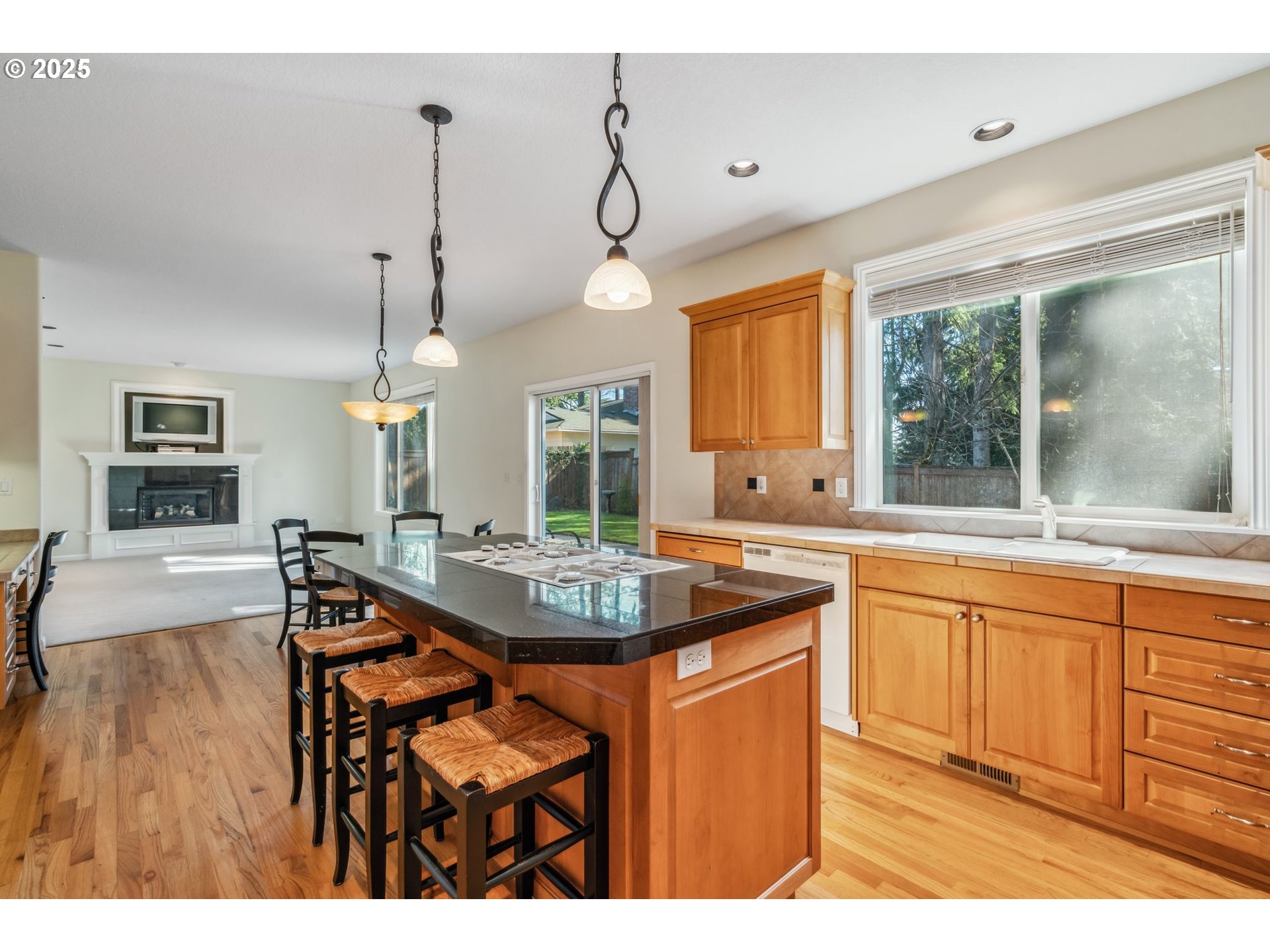 16570 SE Anna Eve DR