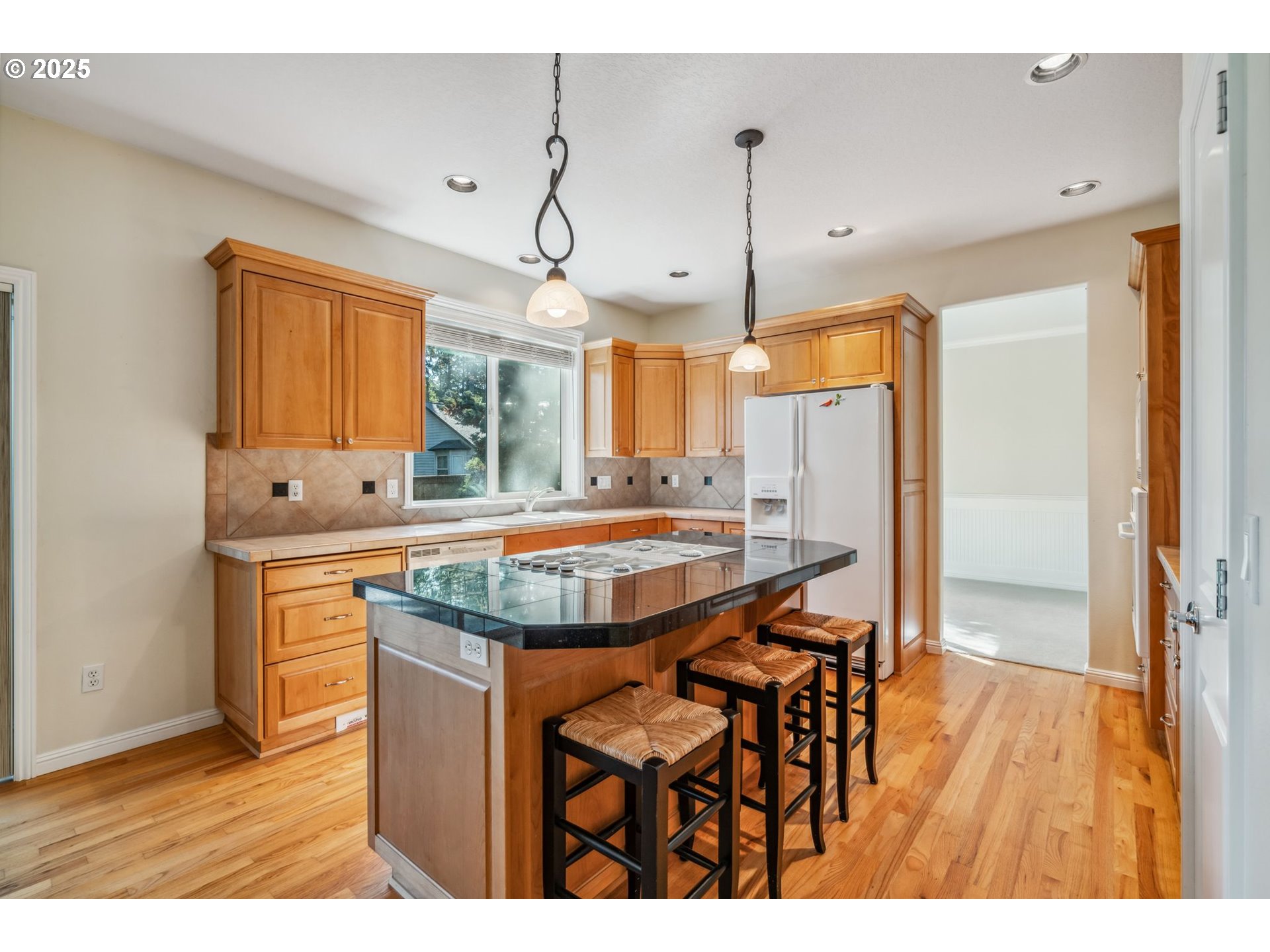 16570 SE Anna Eve DR