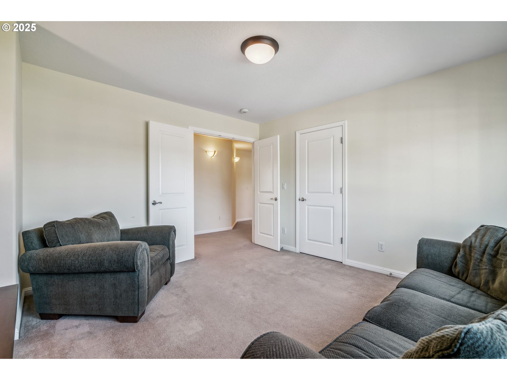 16570 SE Anna Eve DR