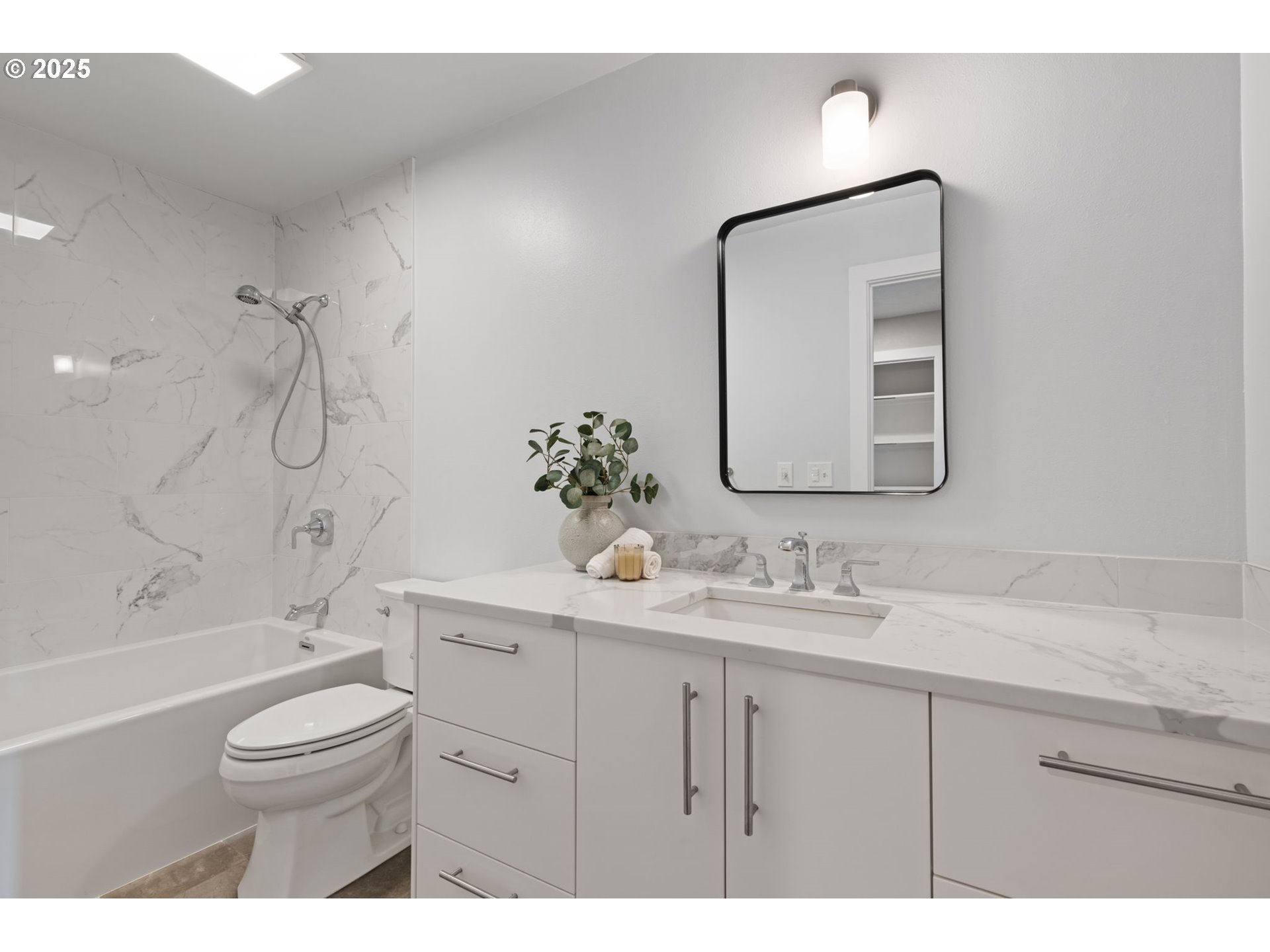 15280 S HOWARDS MILL RD