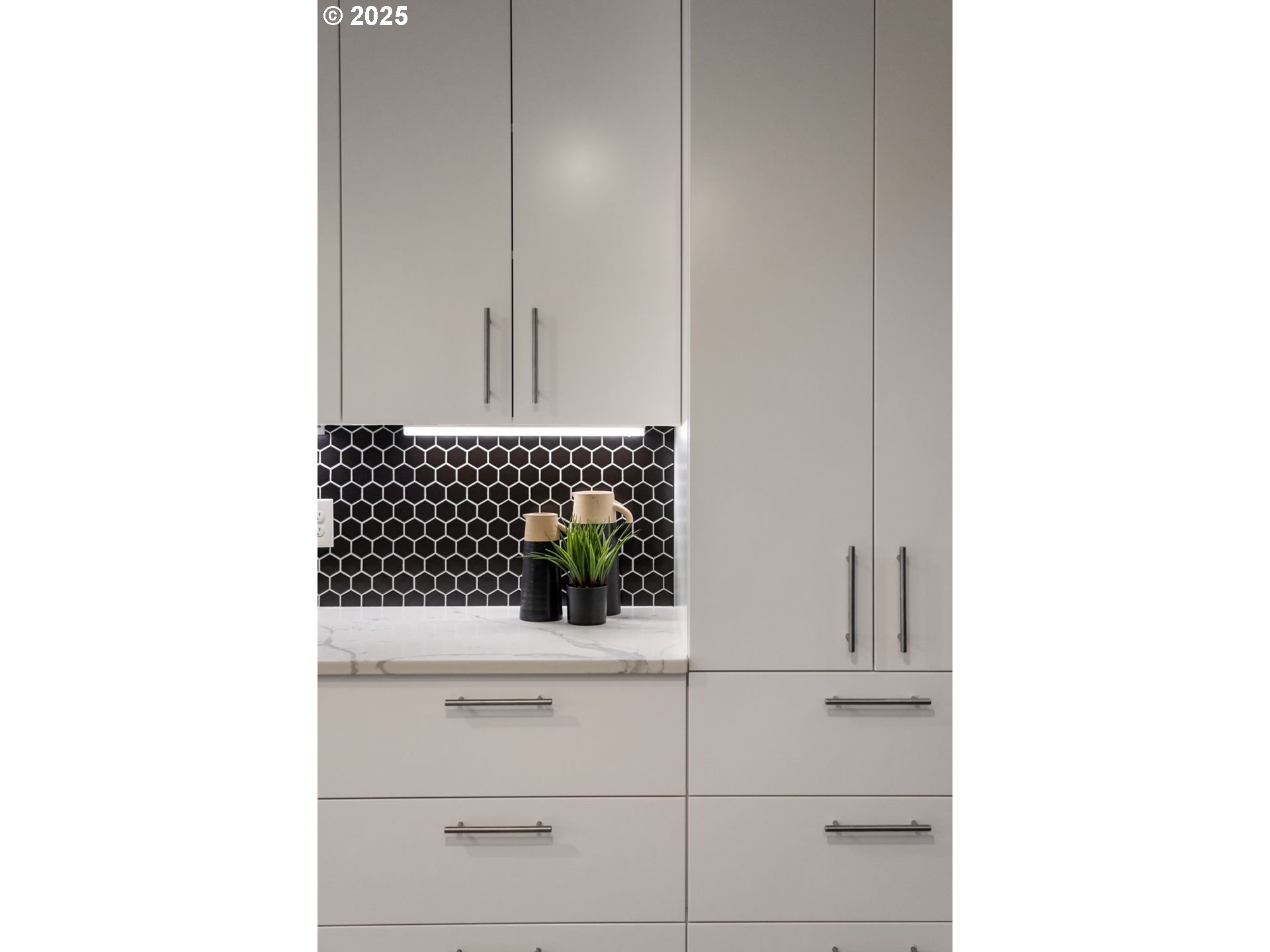 15280 S HOWARDS MILL RD