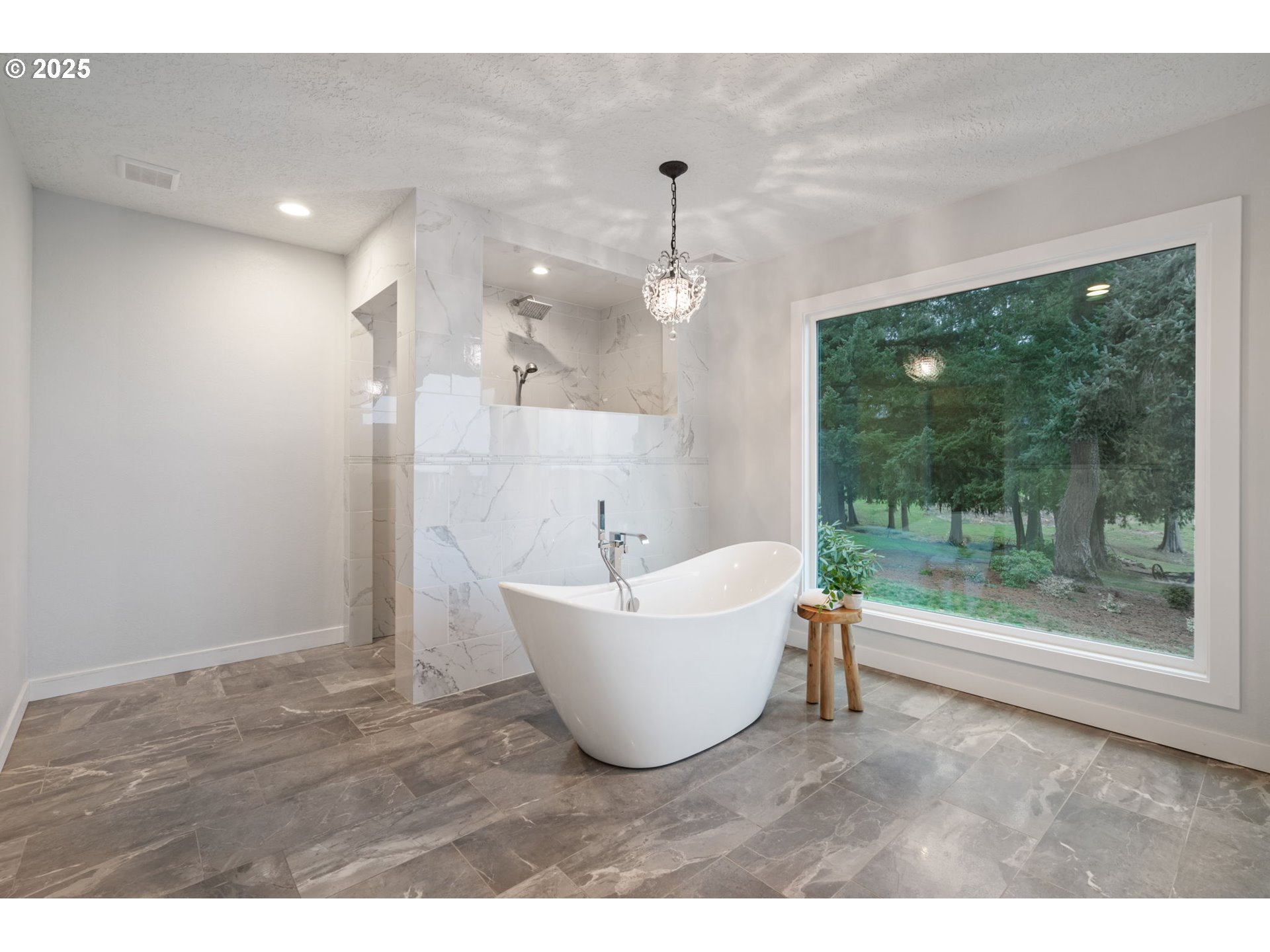 15280 S HOWARDS MILL RD