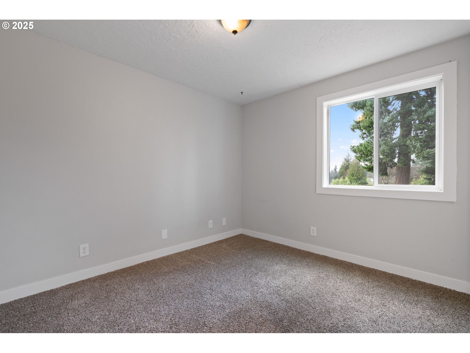 15280 S HOWARDS MILL RD