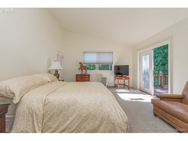 3800 SW HUMPHREY BLVD