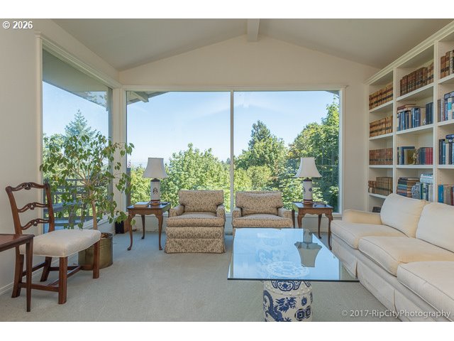 3800 SW HUMPHREY BLVD