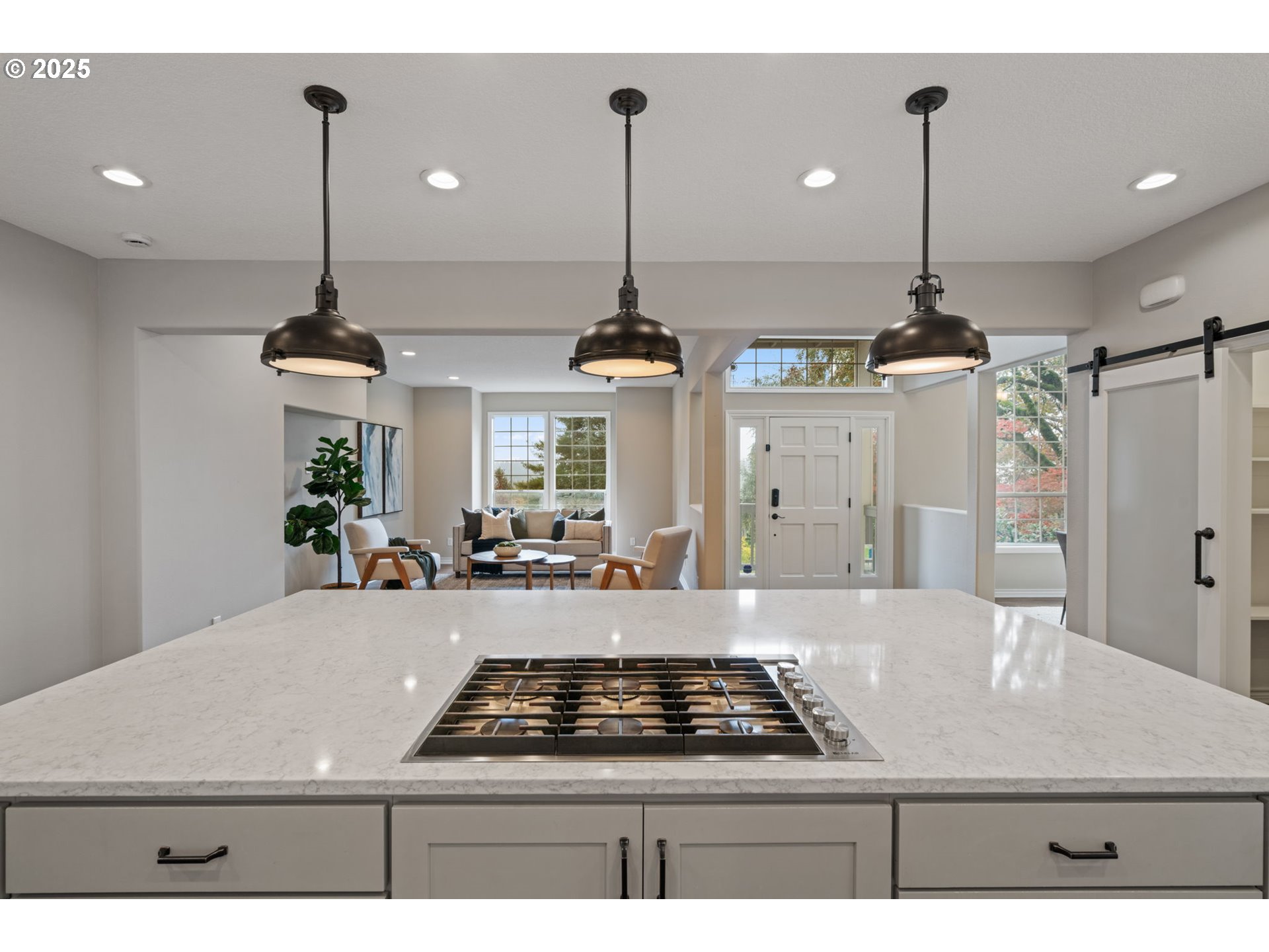 1808 HALL CT