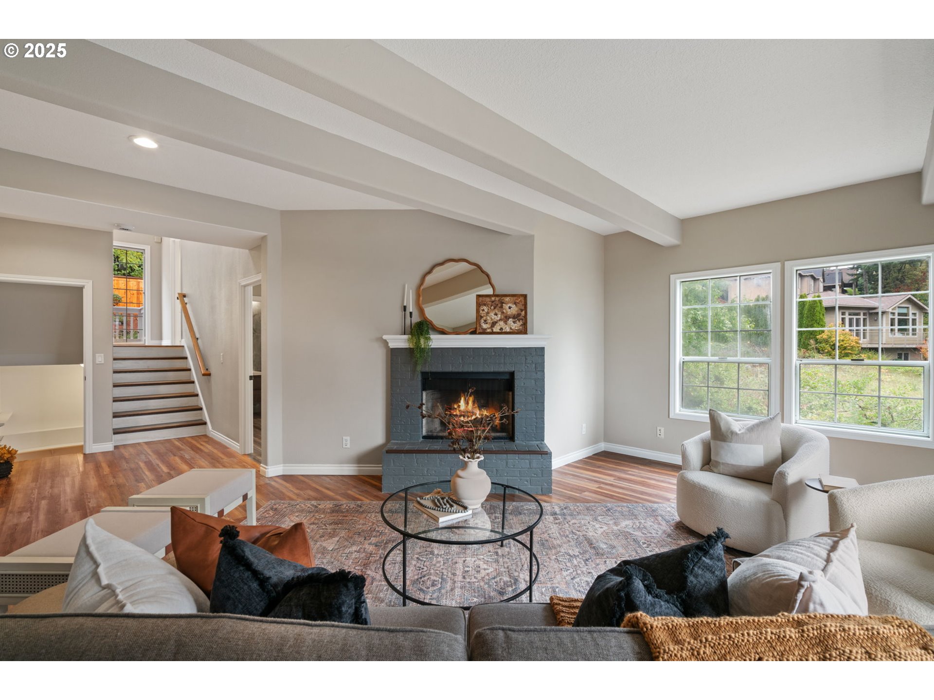 1808 HALL CT