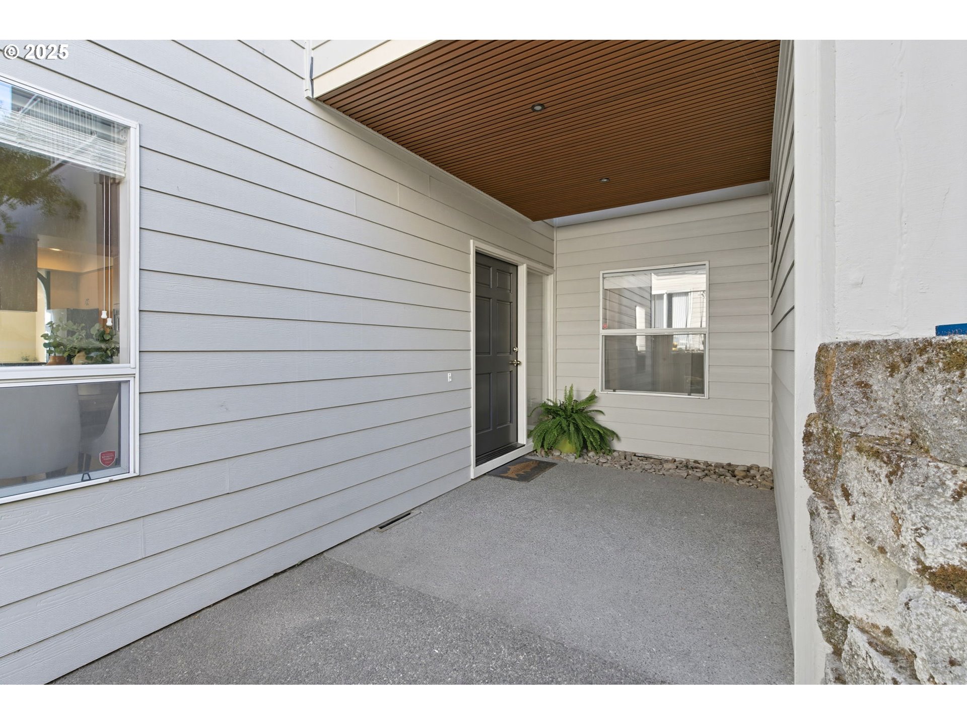 6903 SE RIVERSIDE DR 12