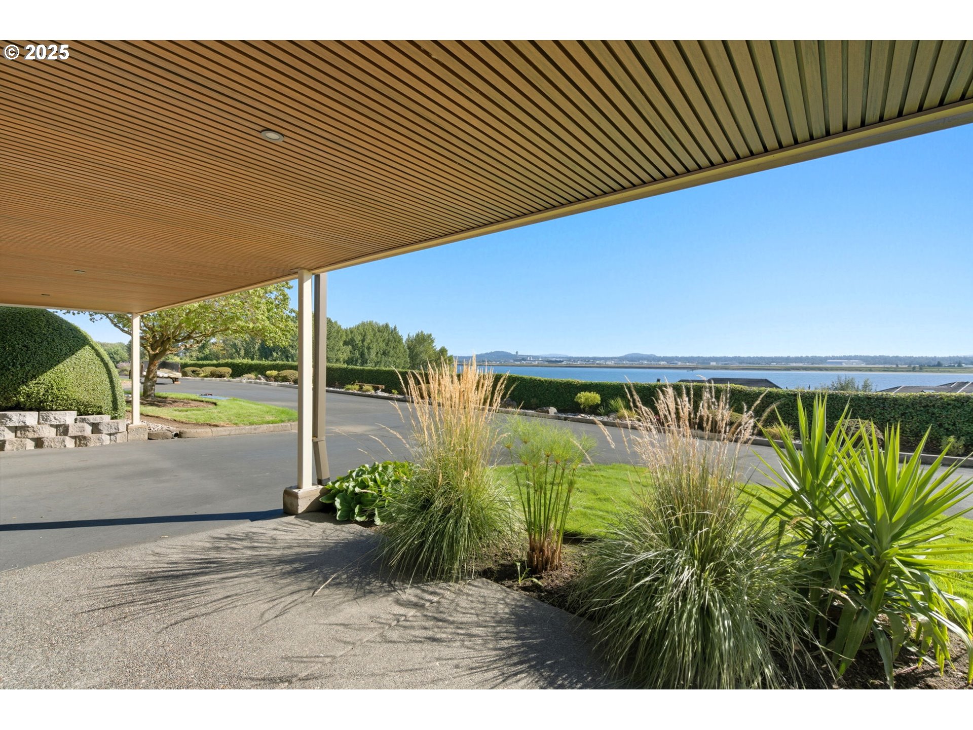 6903 SE RIVERSIDE DR 12