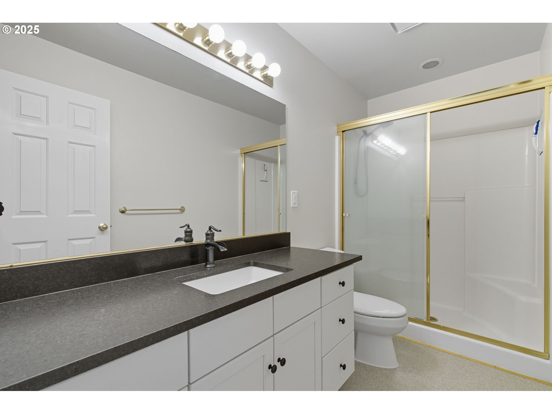 6903 SE RIVERSIDE DR 12