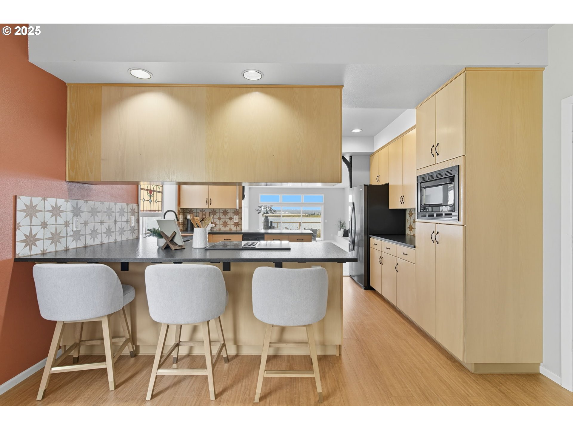 6903 SE RIVERSIDE DR 12