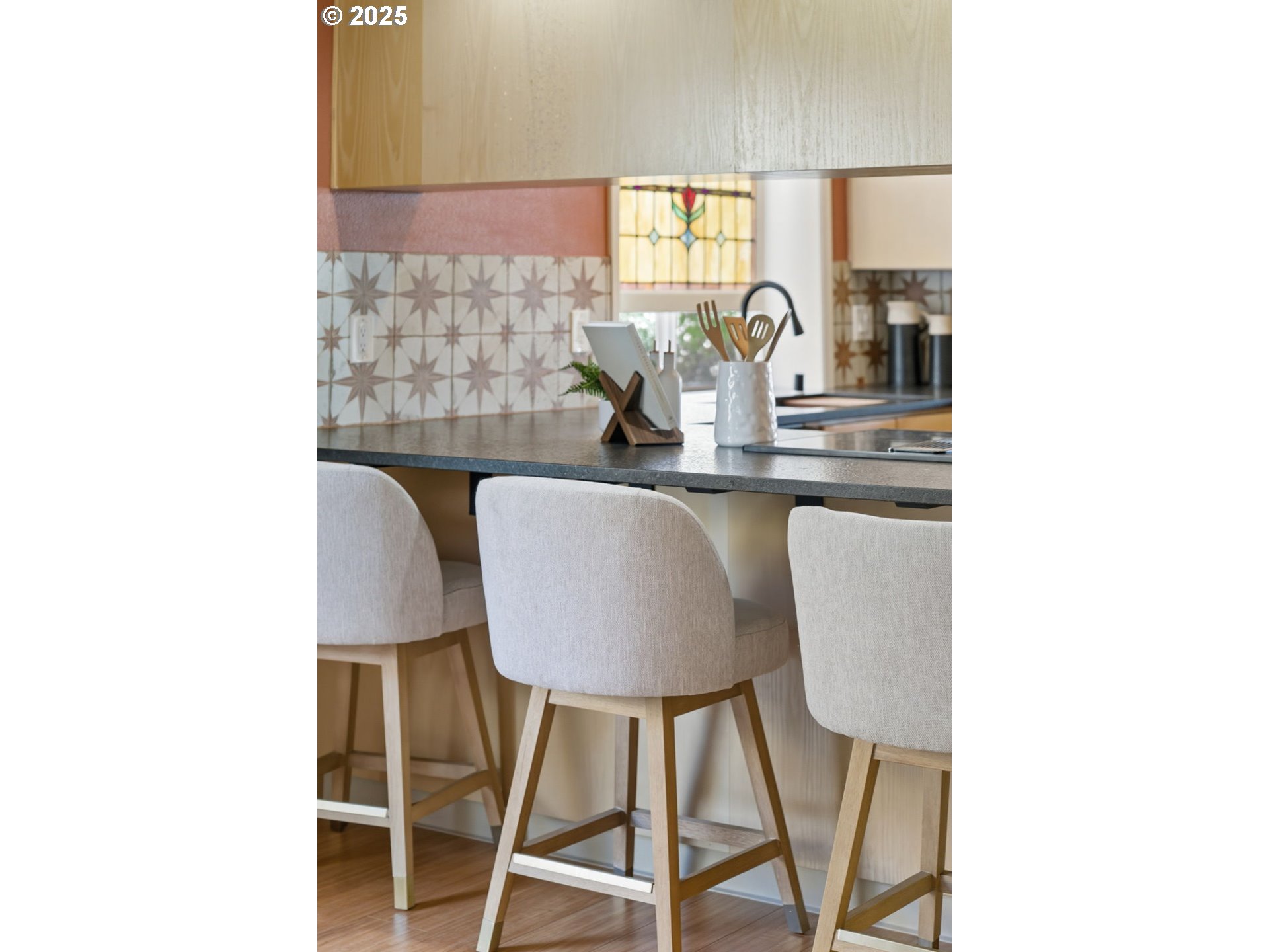 6903 SE RIVERSIDE DR 12