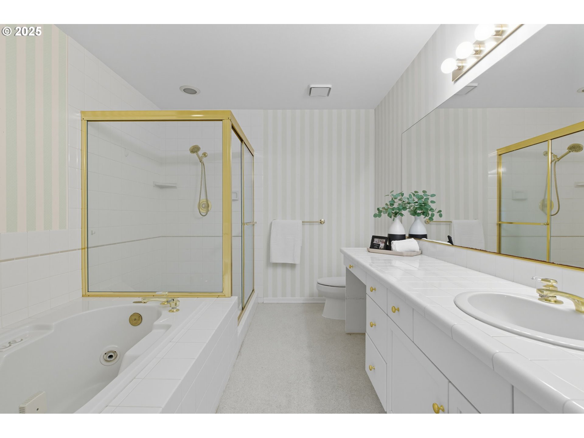 6903 SE RIVERSIDE DR 12