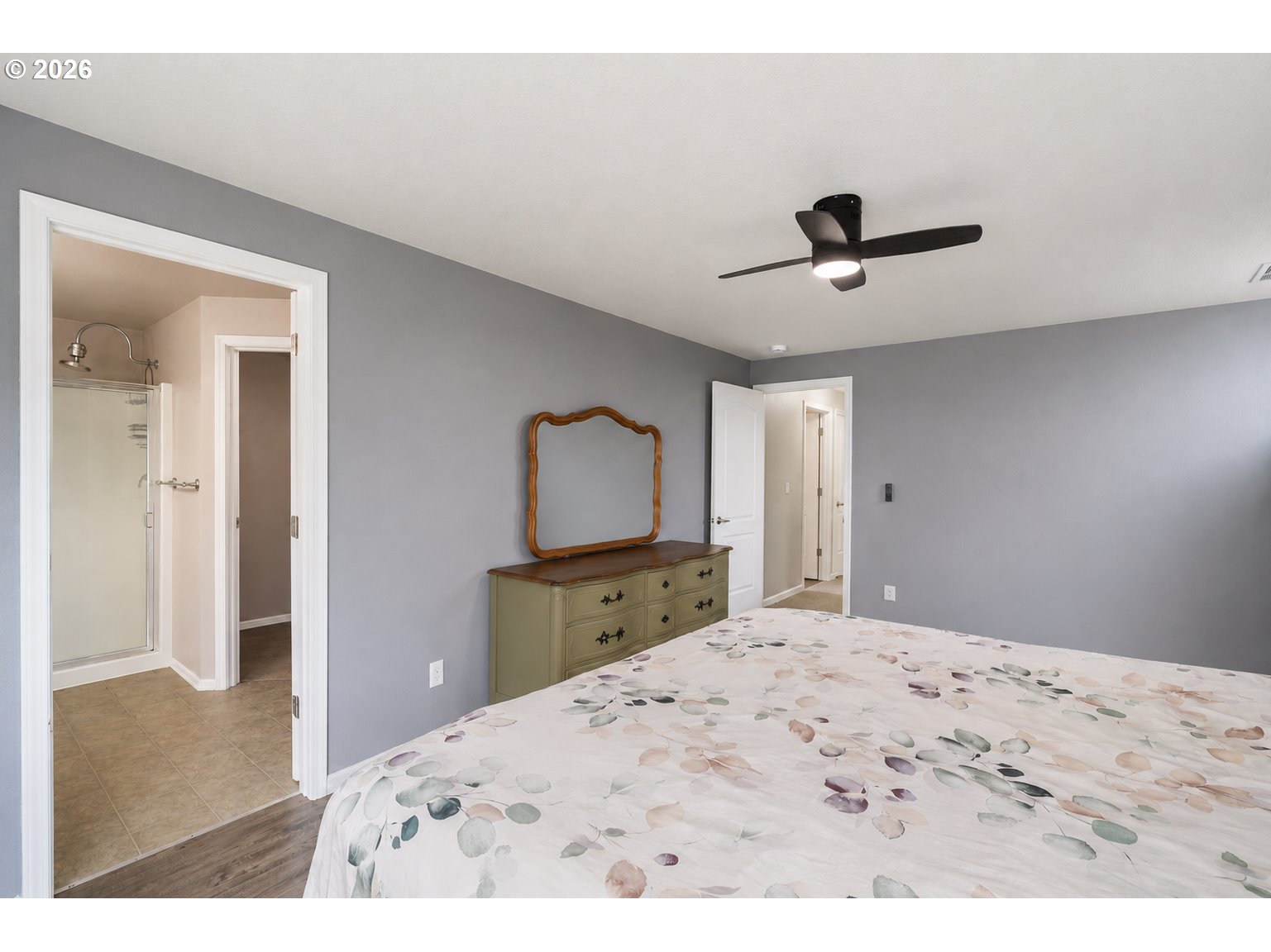 1509 N HERON DR