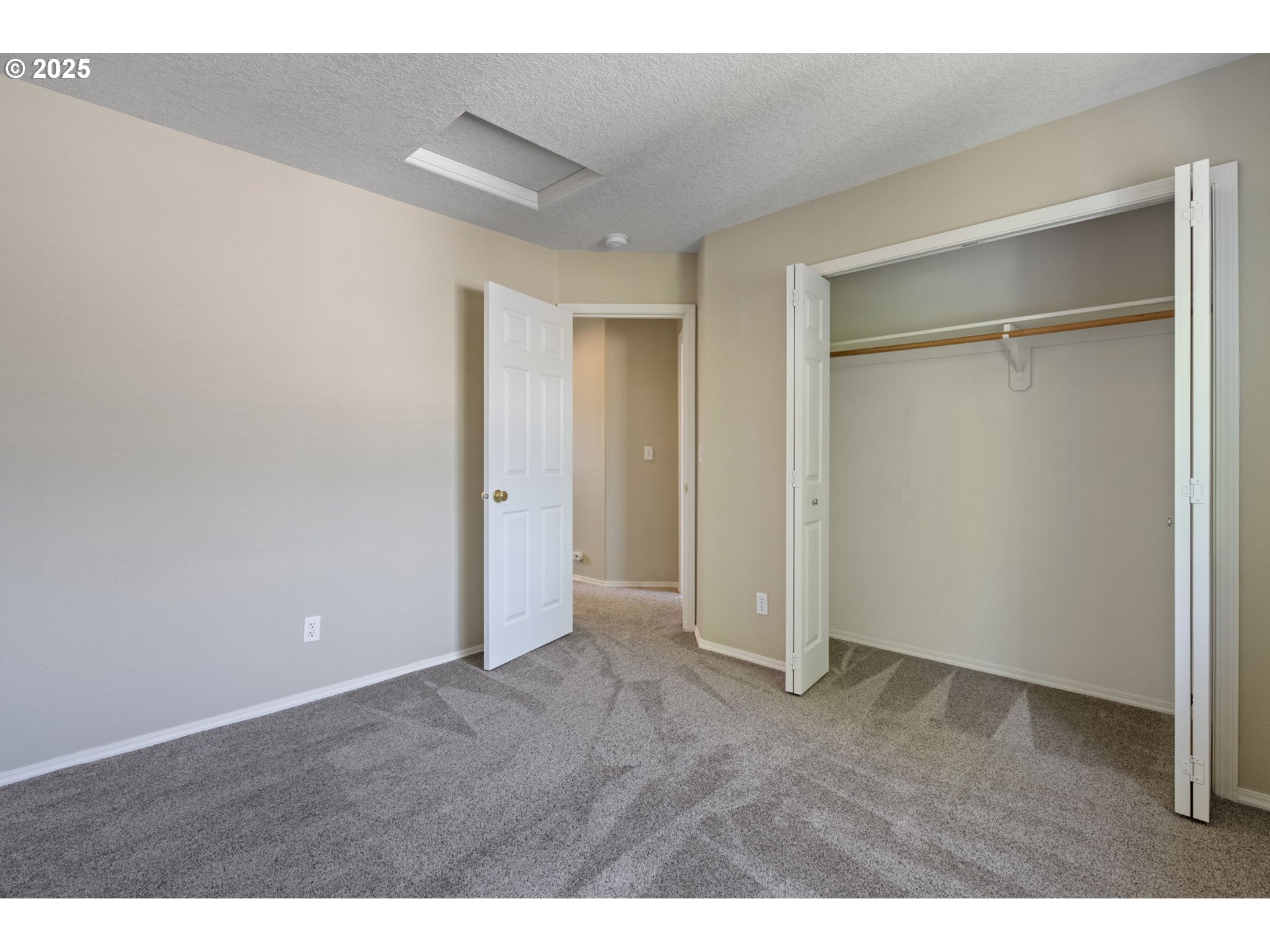 6577 NW MCGREGOR TER