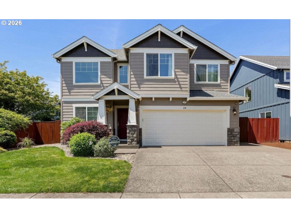 216 CHURCHILL DOWNS ST SE