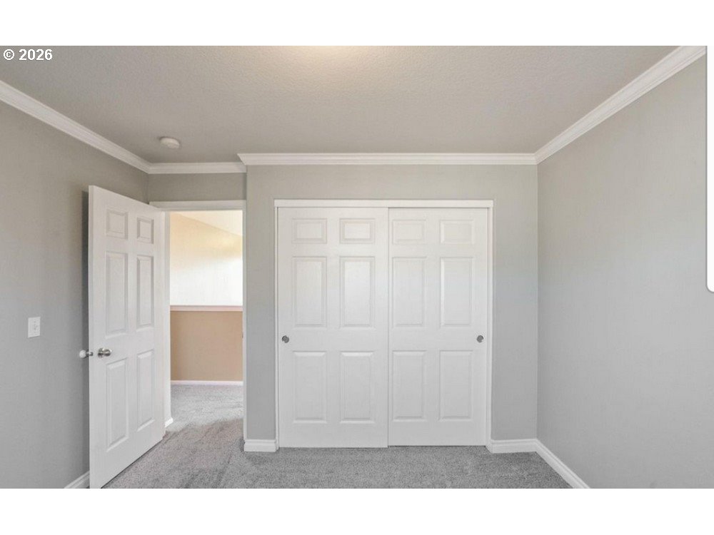 216 CHURCHILL DOWNS ST SE