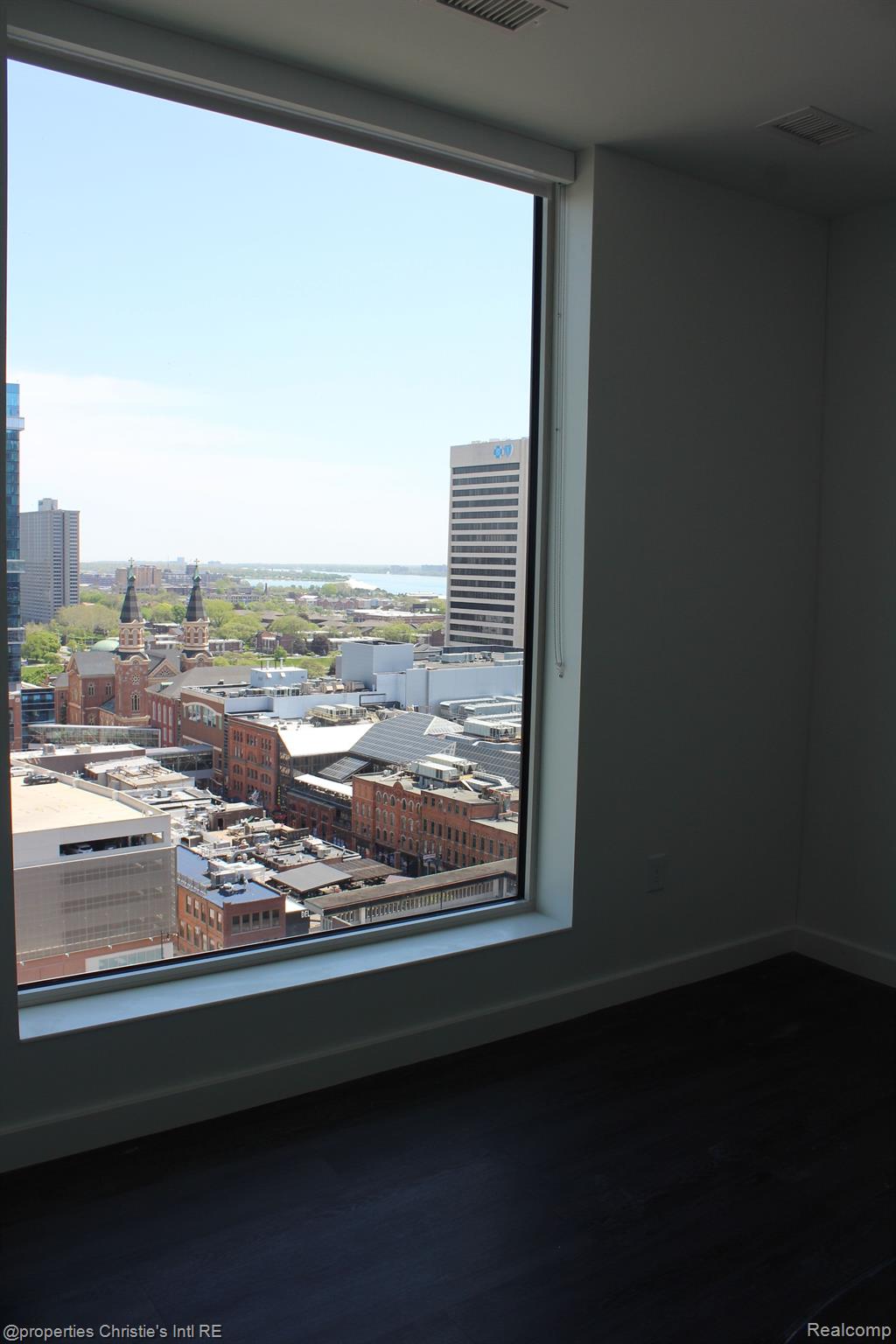 330 Gratiot Avenue Unit: 1507