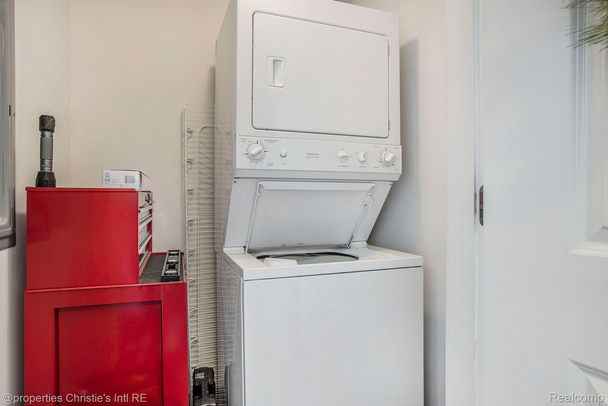 1135 Shelby Street Unit: 2412