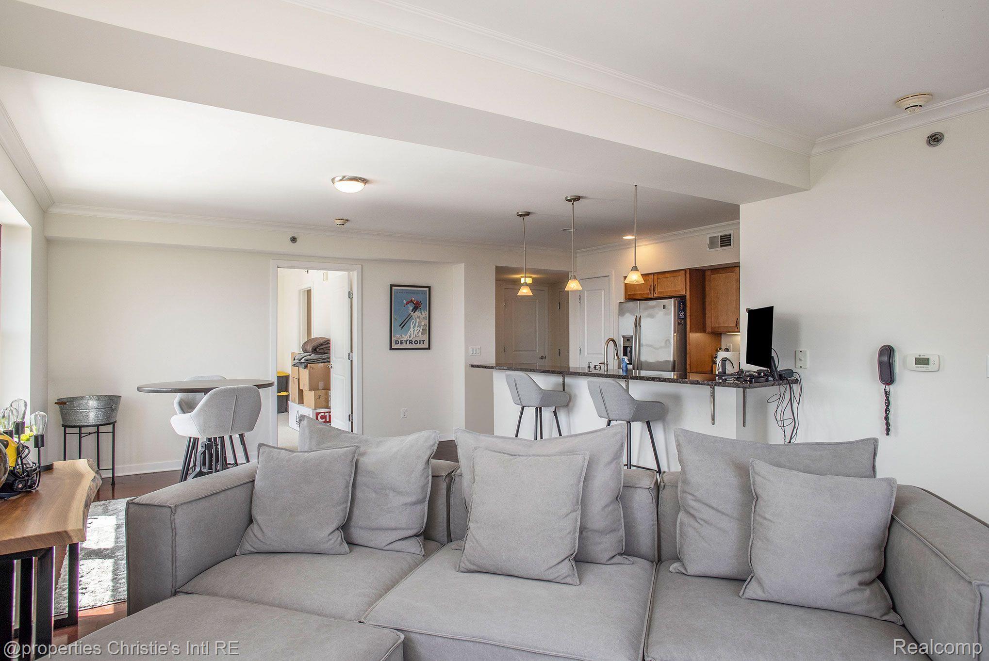 1135 Shelby Street Unit: 2412