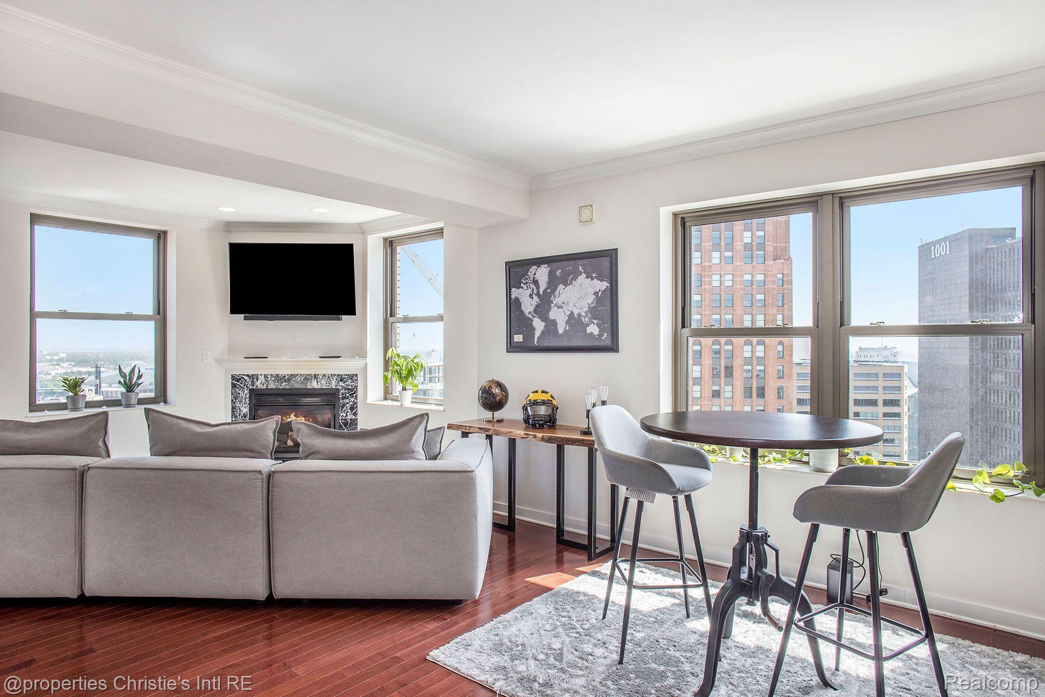 1135 Shelby Street Unit: 2412