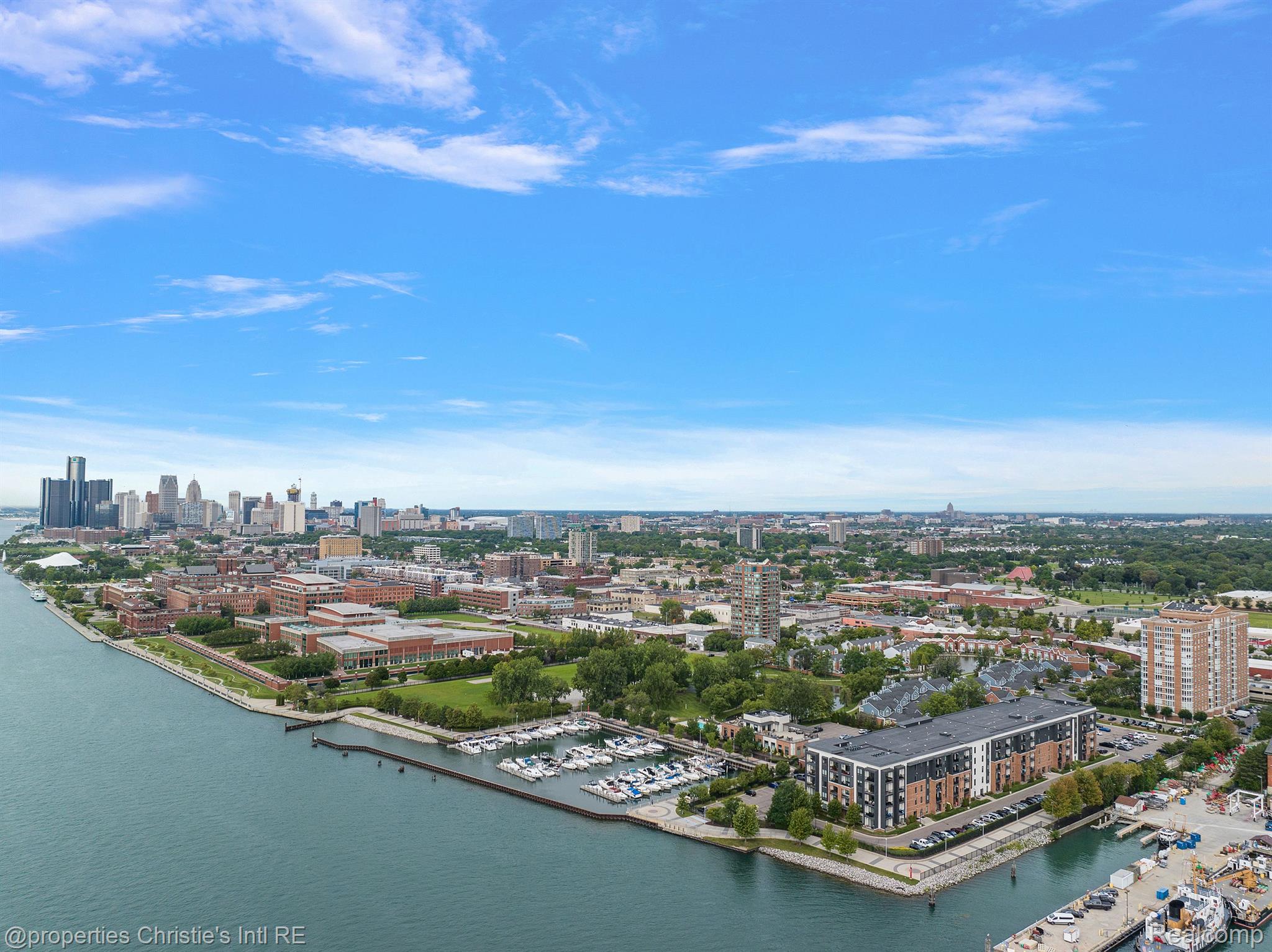 250 E HARBORTOWN Drive Unit: 804