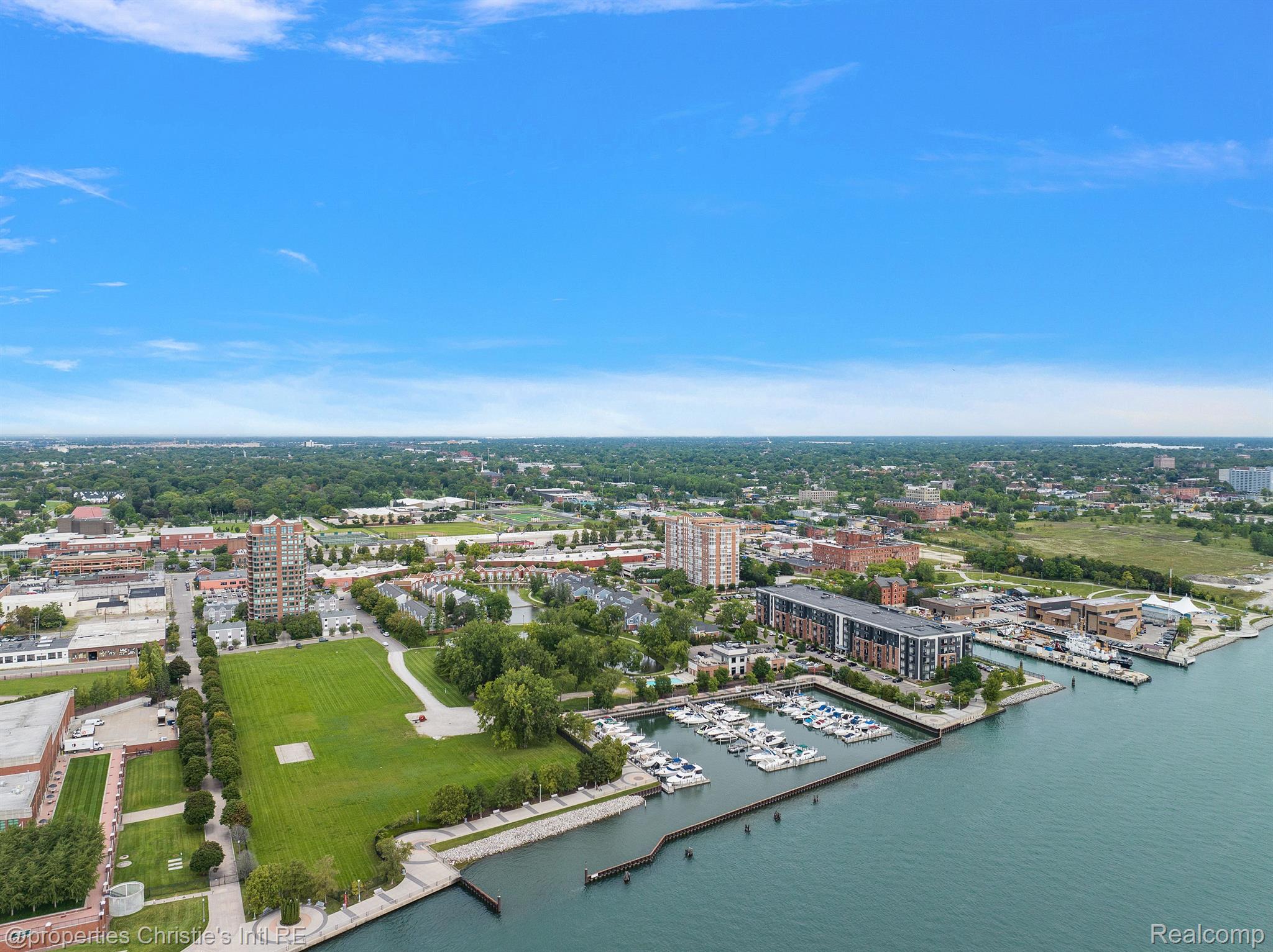 3320 Spinnaker Lane Unit: 9B