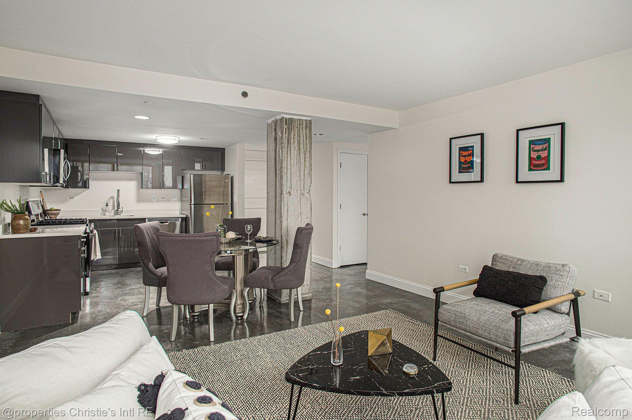 3320 Spinnaker Lane Unit: 9B