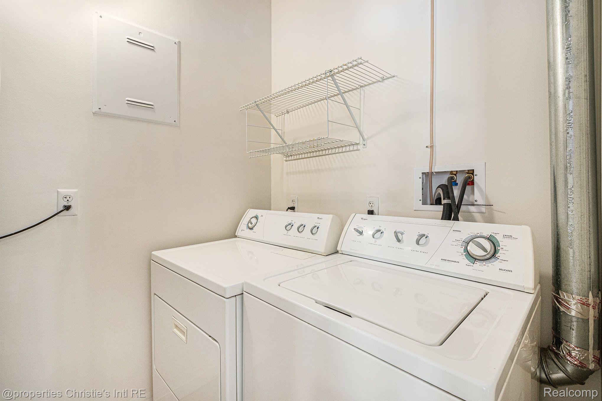 3670 WOODWARD Avenue Unit: 412