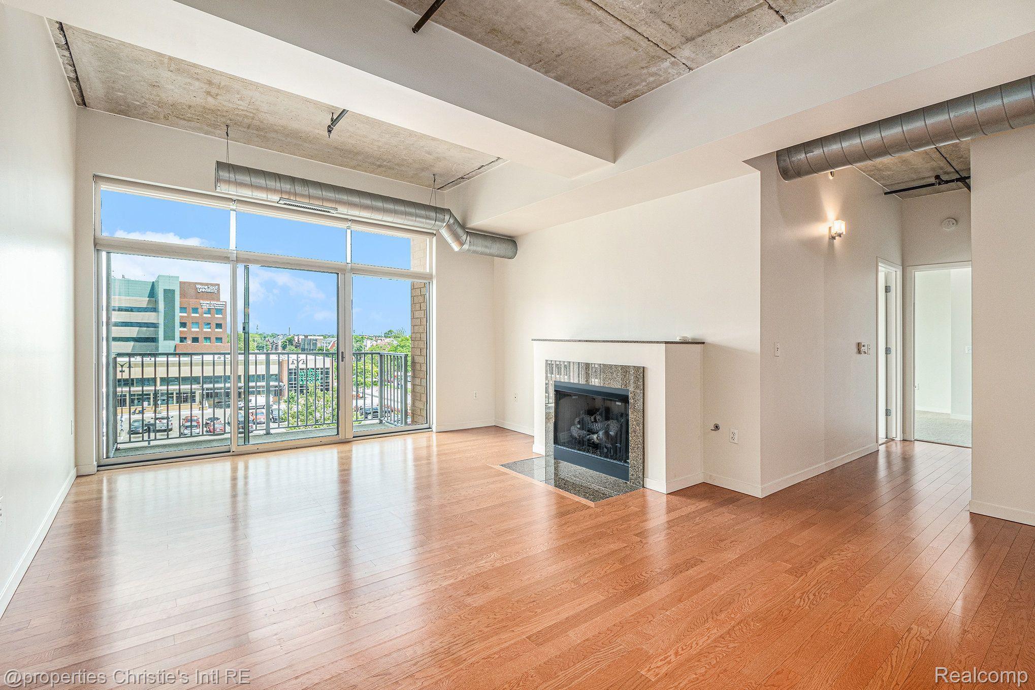 3670 WOODWARD Avenue Unit: 412