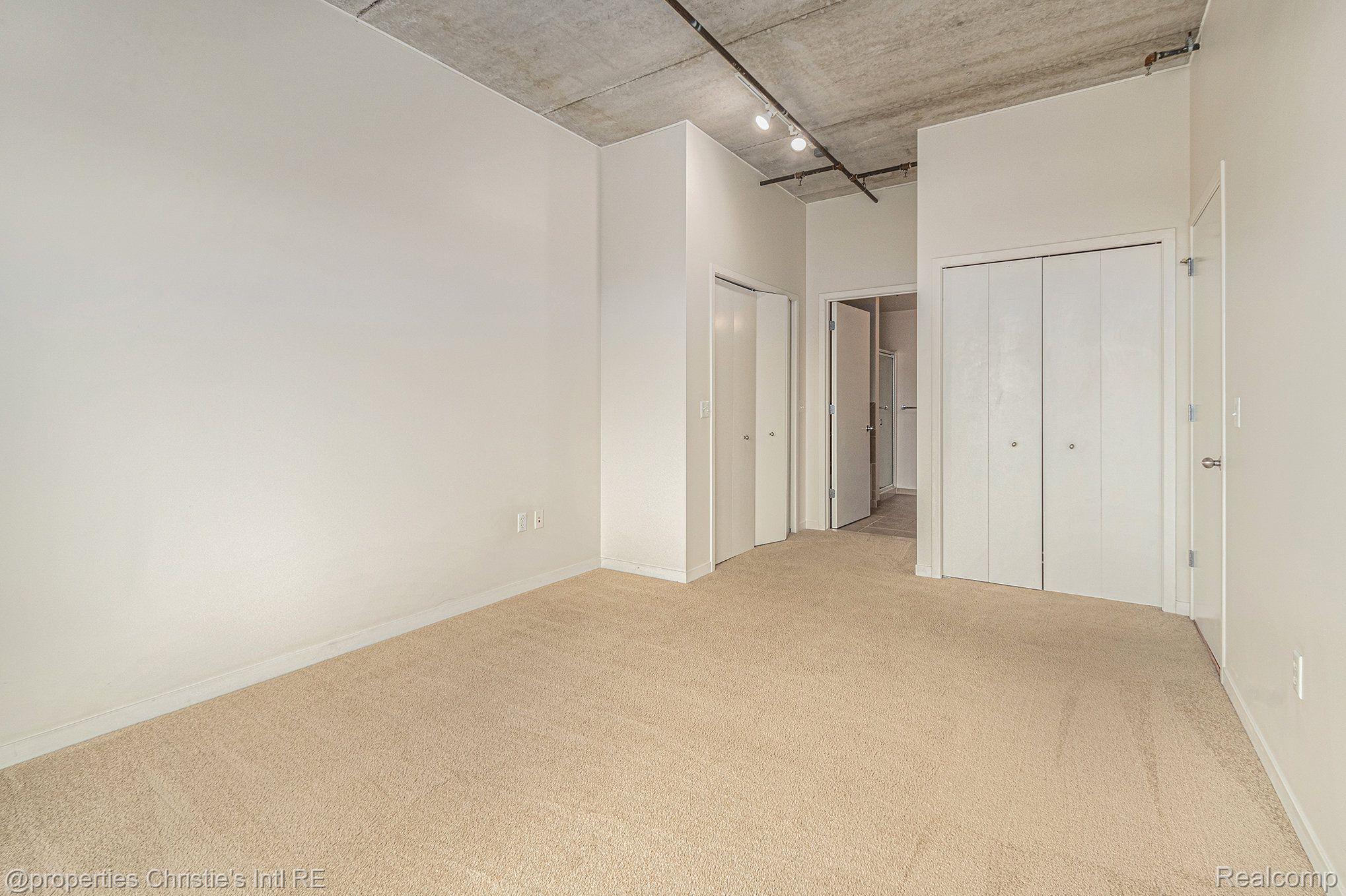 3670 WOODWARD Avenue Unit: 412