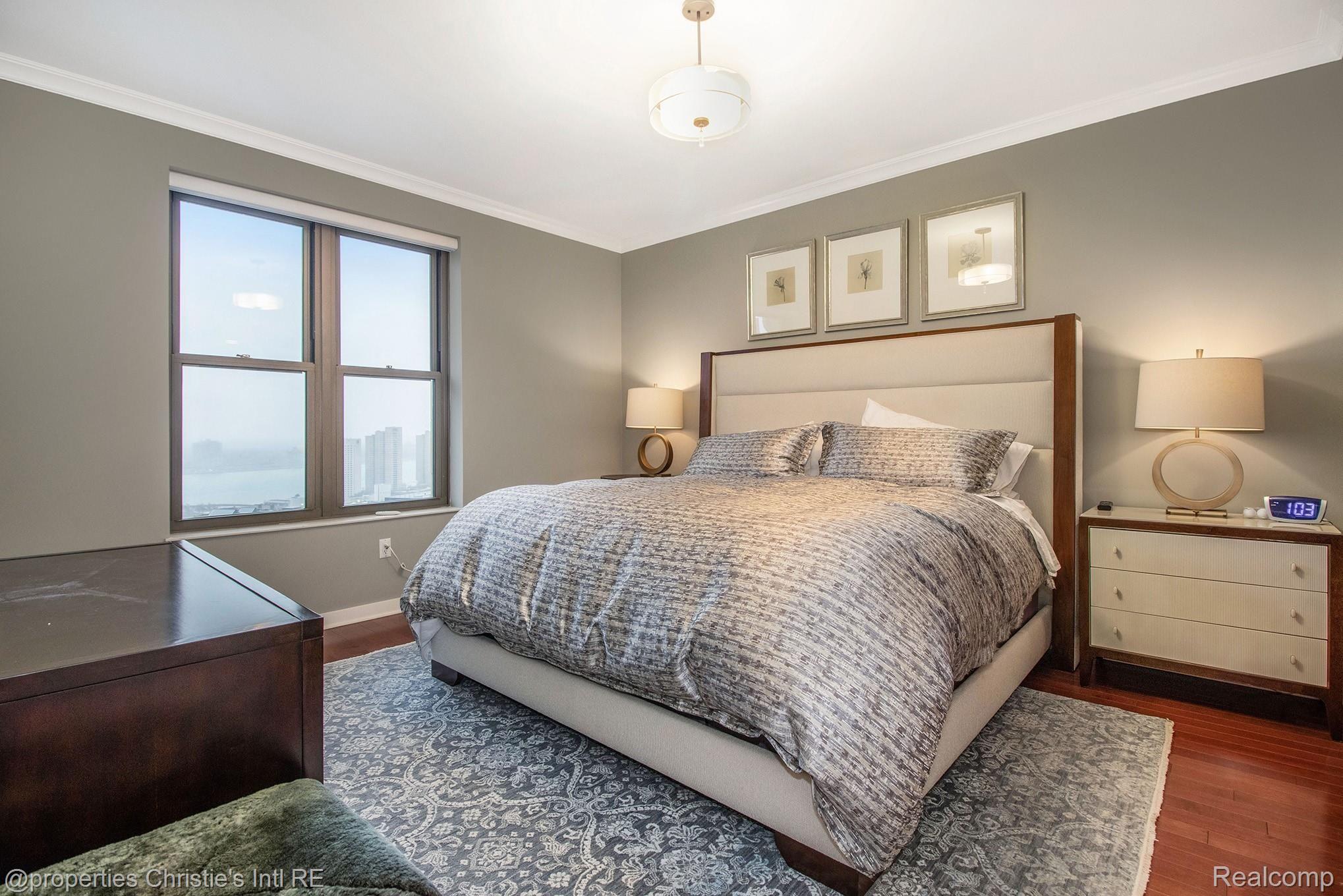 1135 SHELBY Street Unit: 2509