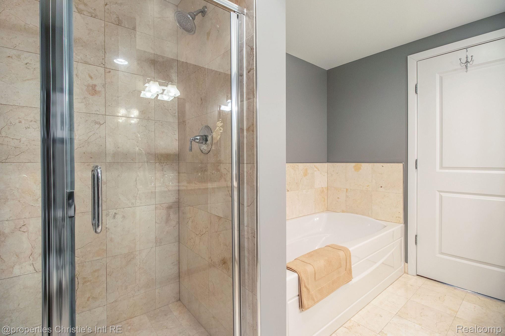1135 SHELBY Street Unit: 2509