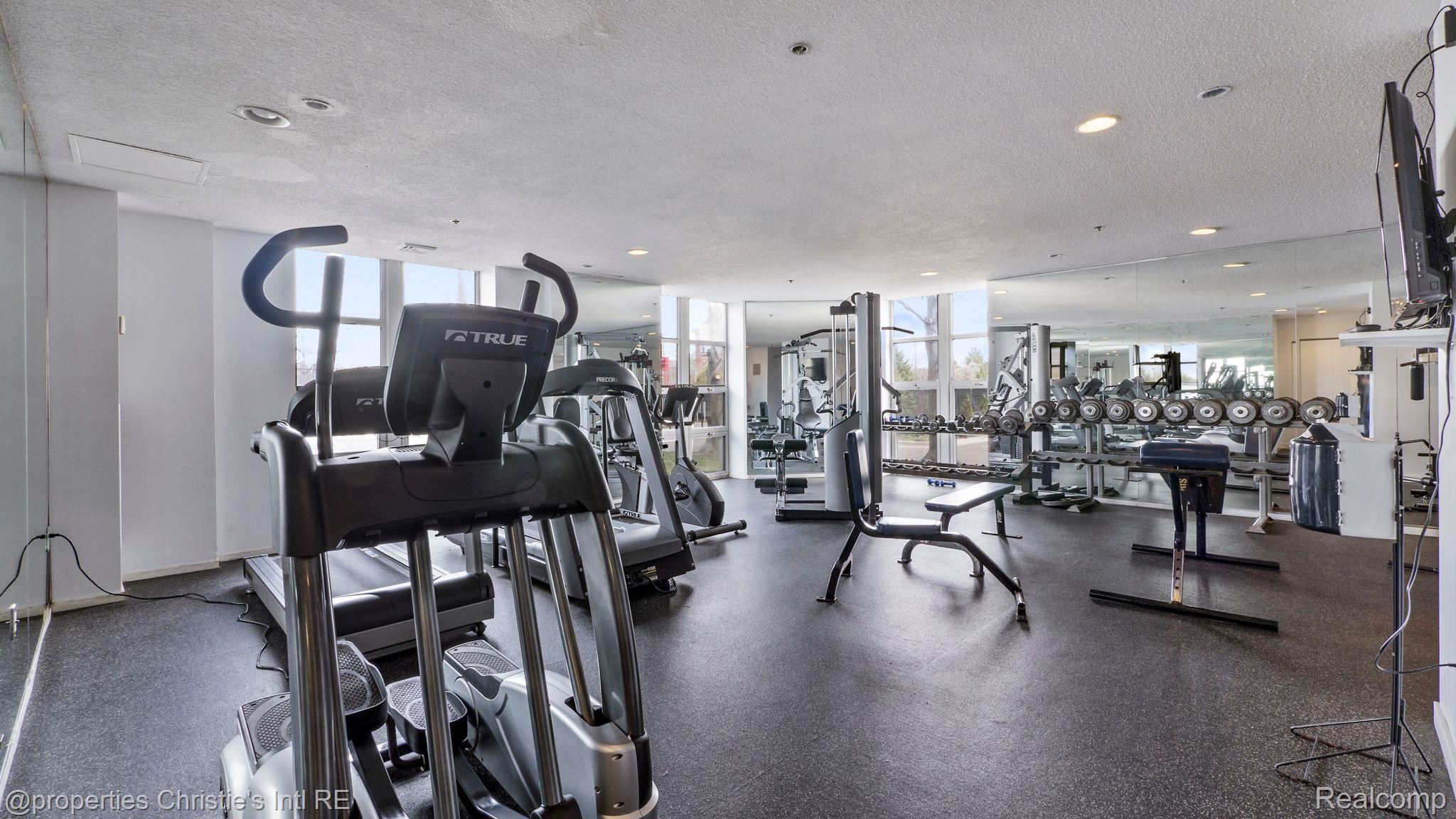 250 E Harbortown Drive 504