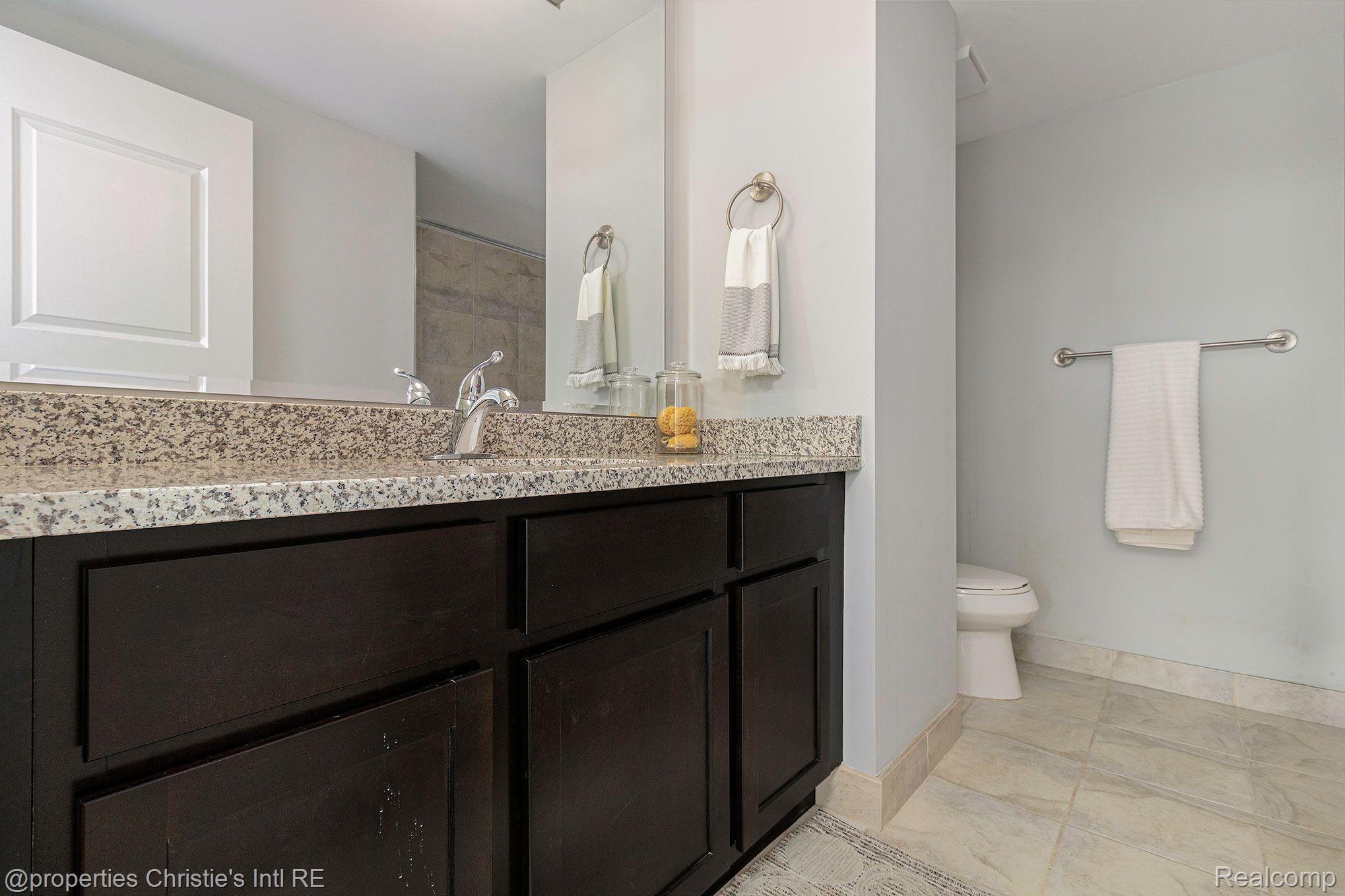 250 E Harbortown Drive 504