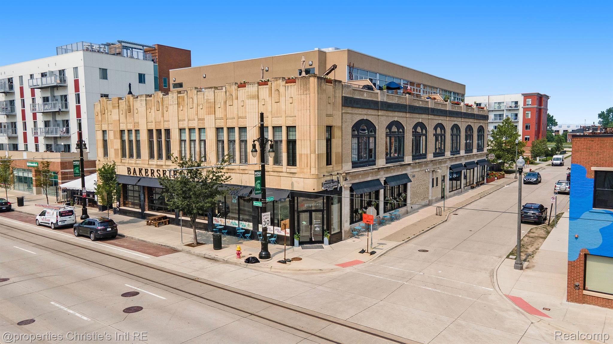 3100 WOODWARD Avenue 207