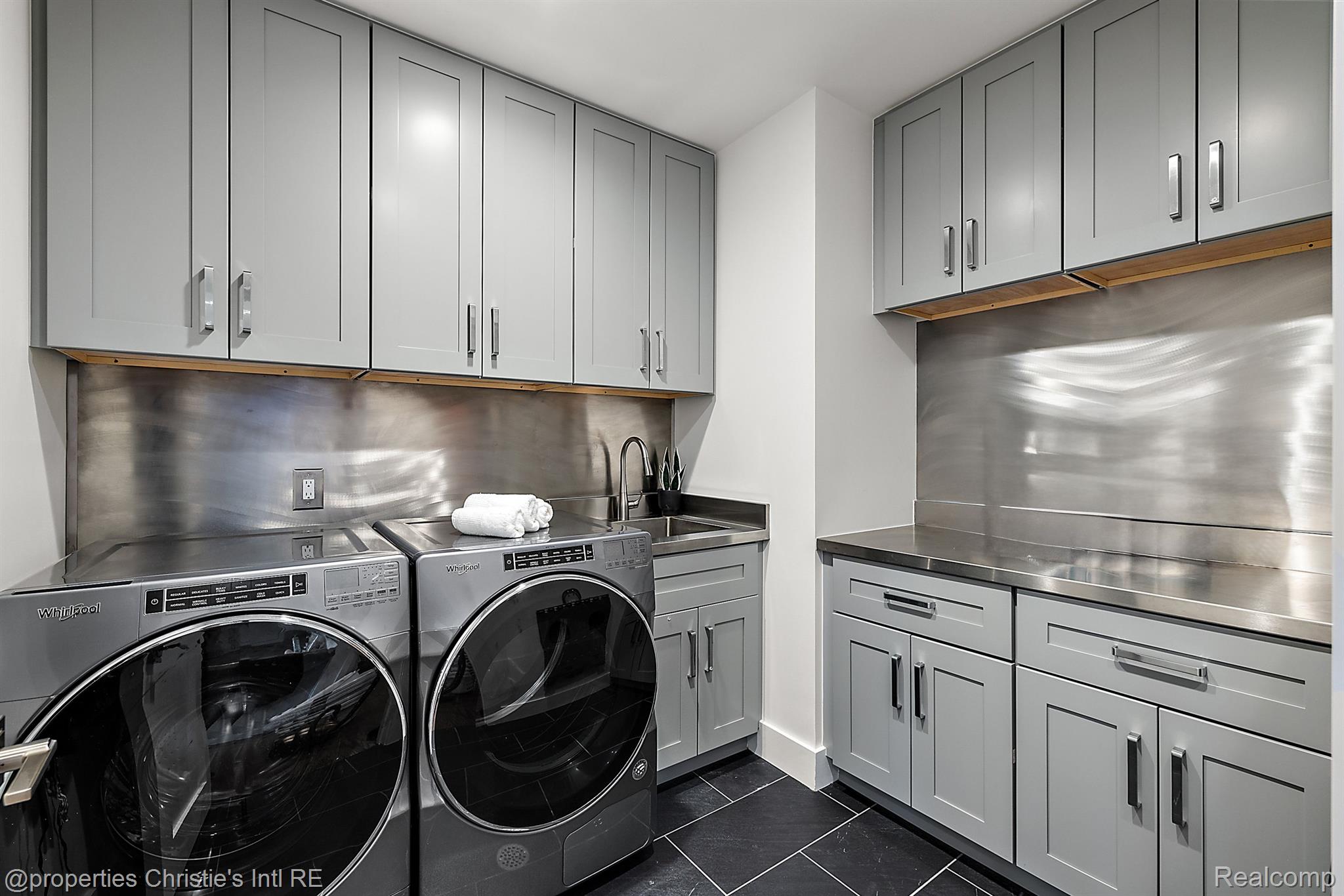 1529 Broadway Street #500