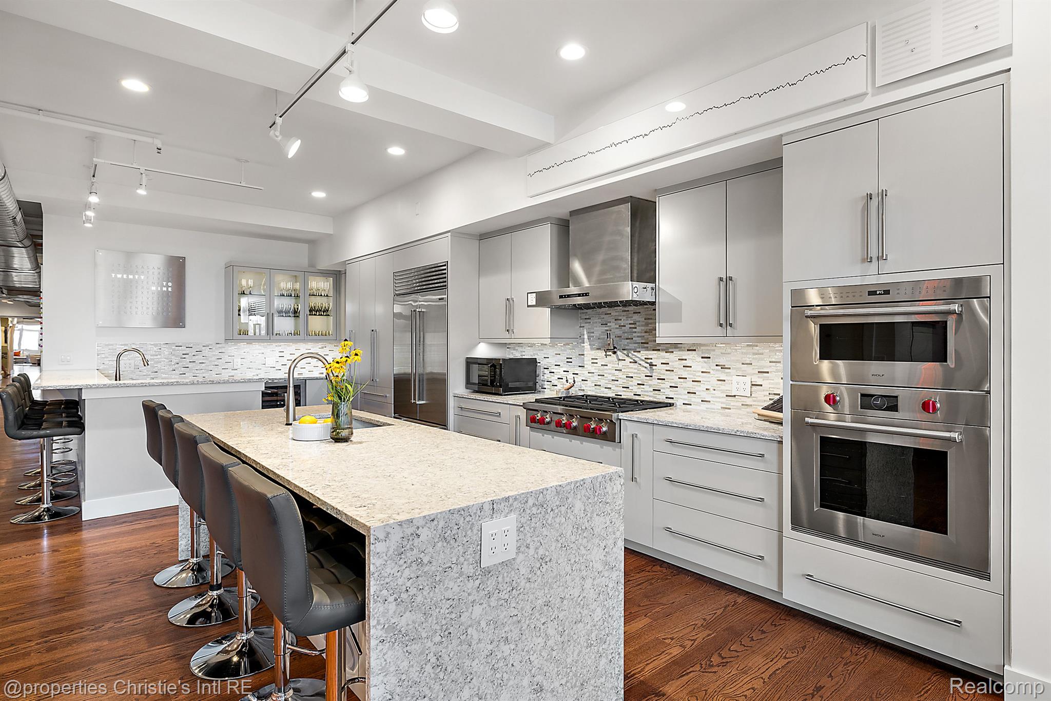 1529 Broadway Street #500