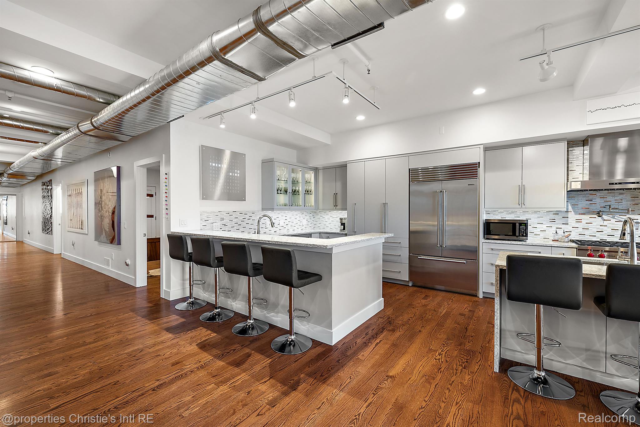 1529 Broadway Street #500