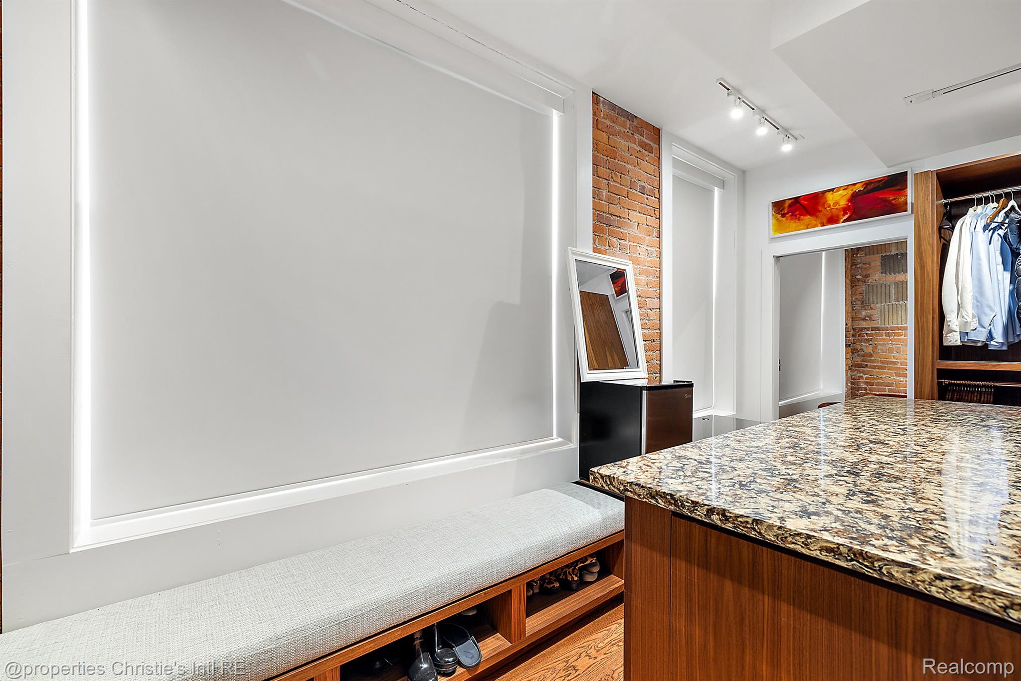 1529 Broadway Street #500